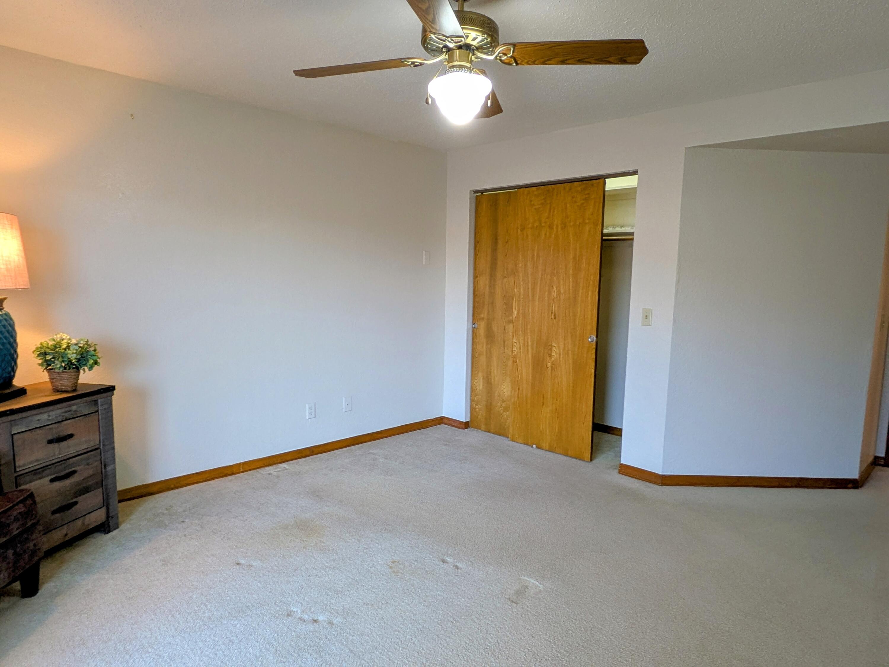 150 Sunken Forest Dr. 8-206 Property Photo 32