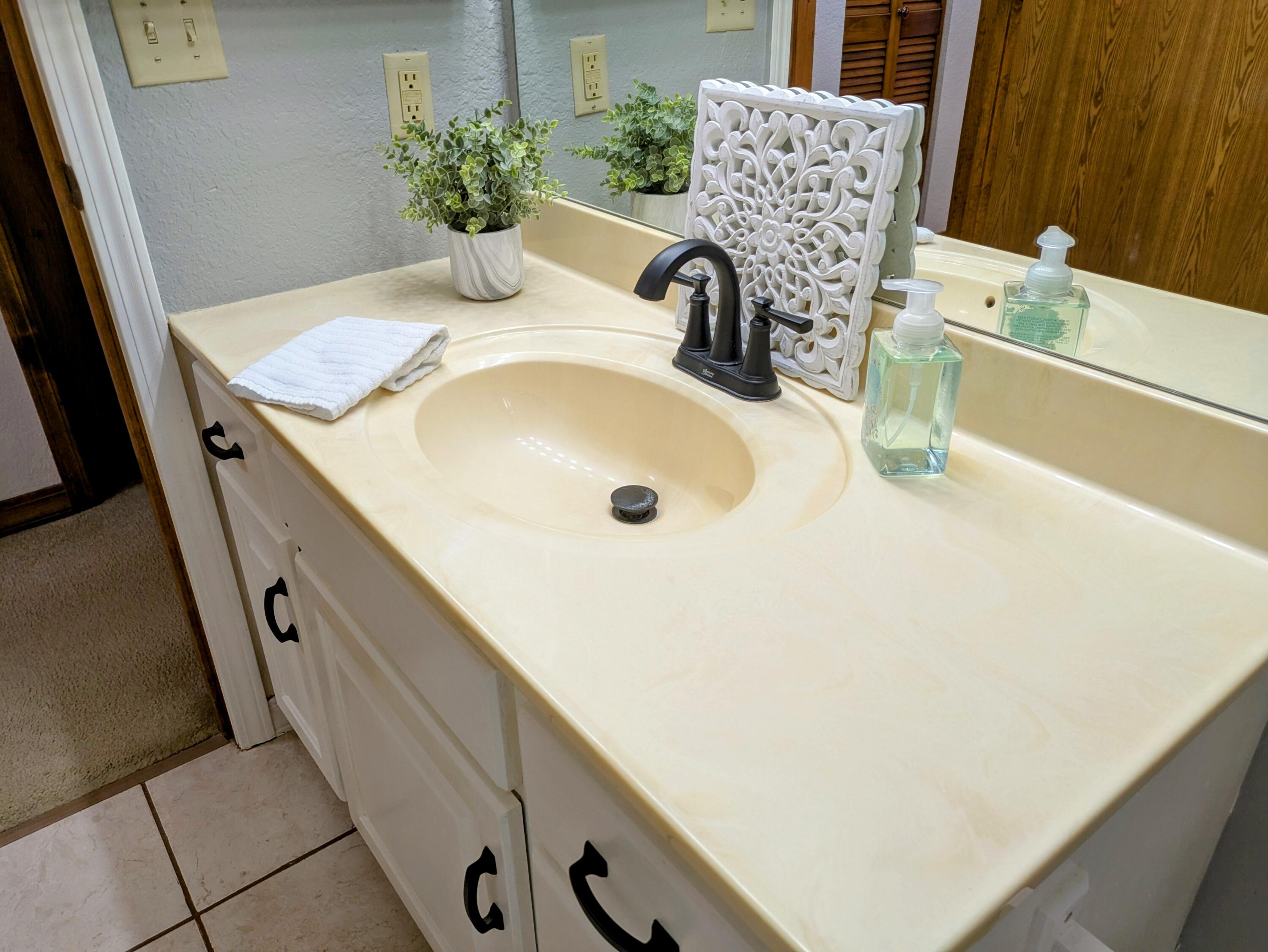 150 Sunken Forest Dr. 8-206 Property Photo 36