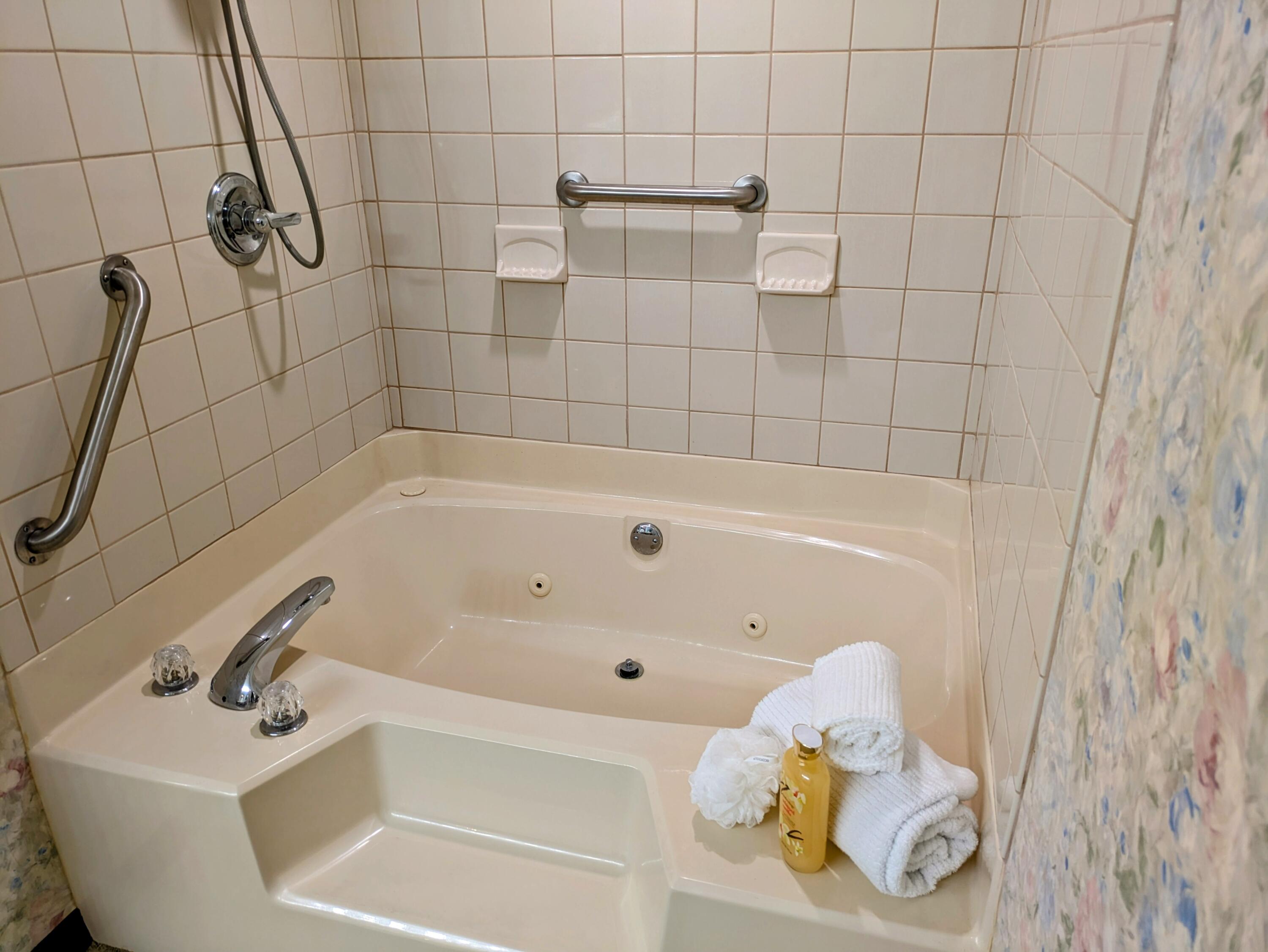 150 Sunken Forest Dr. 8-206 Property Photo 43