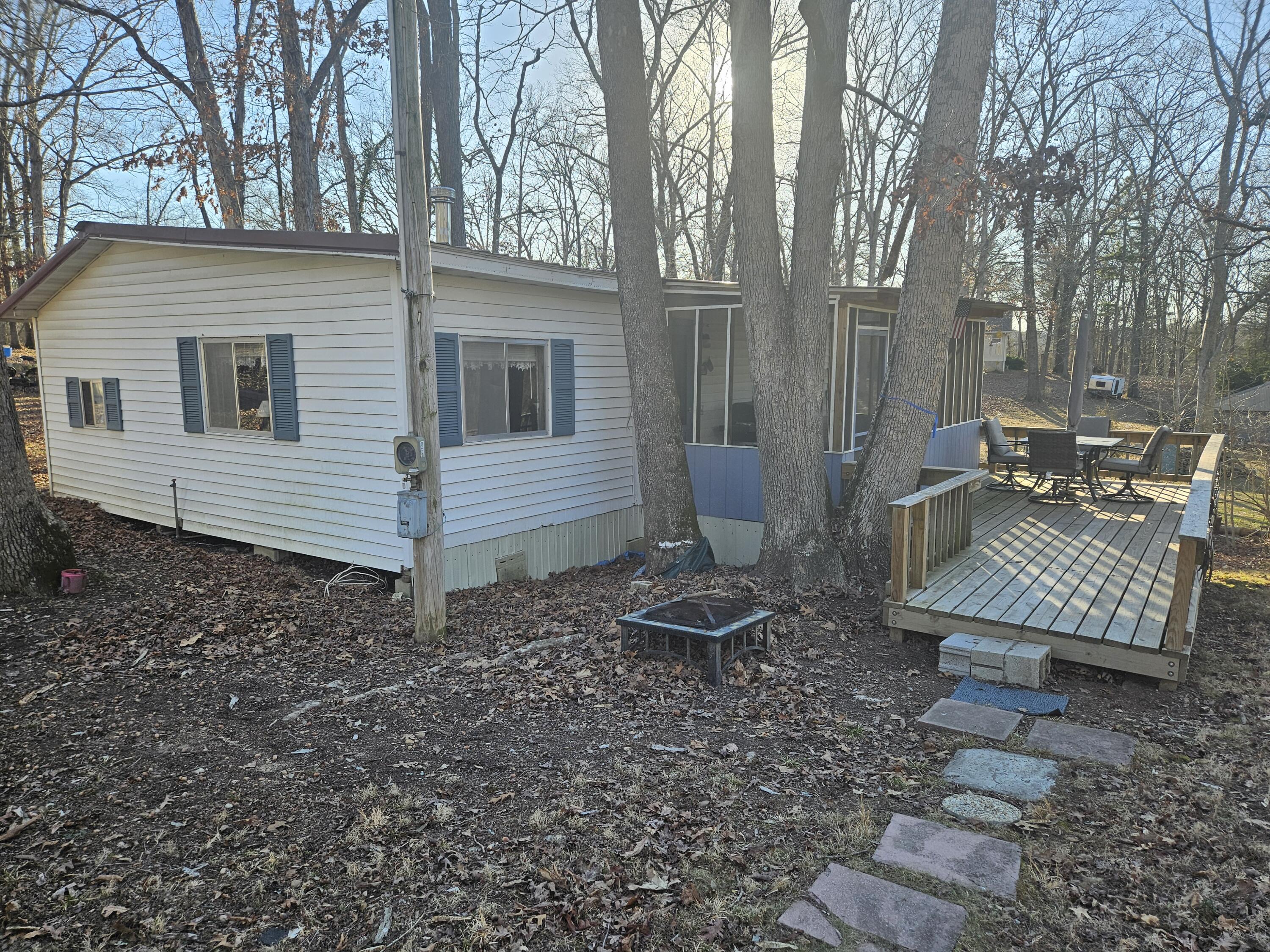 687 Dallas Road Property Photo