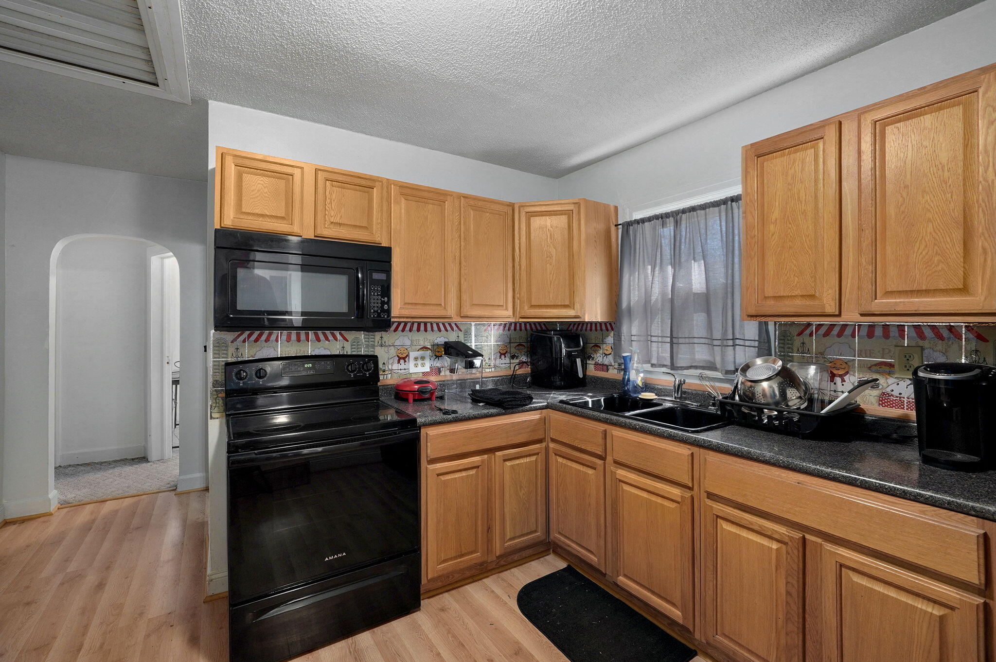4140 South Hooper Avenue Property Photo 8