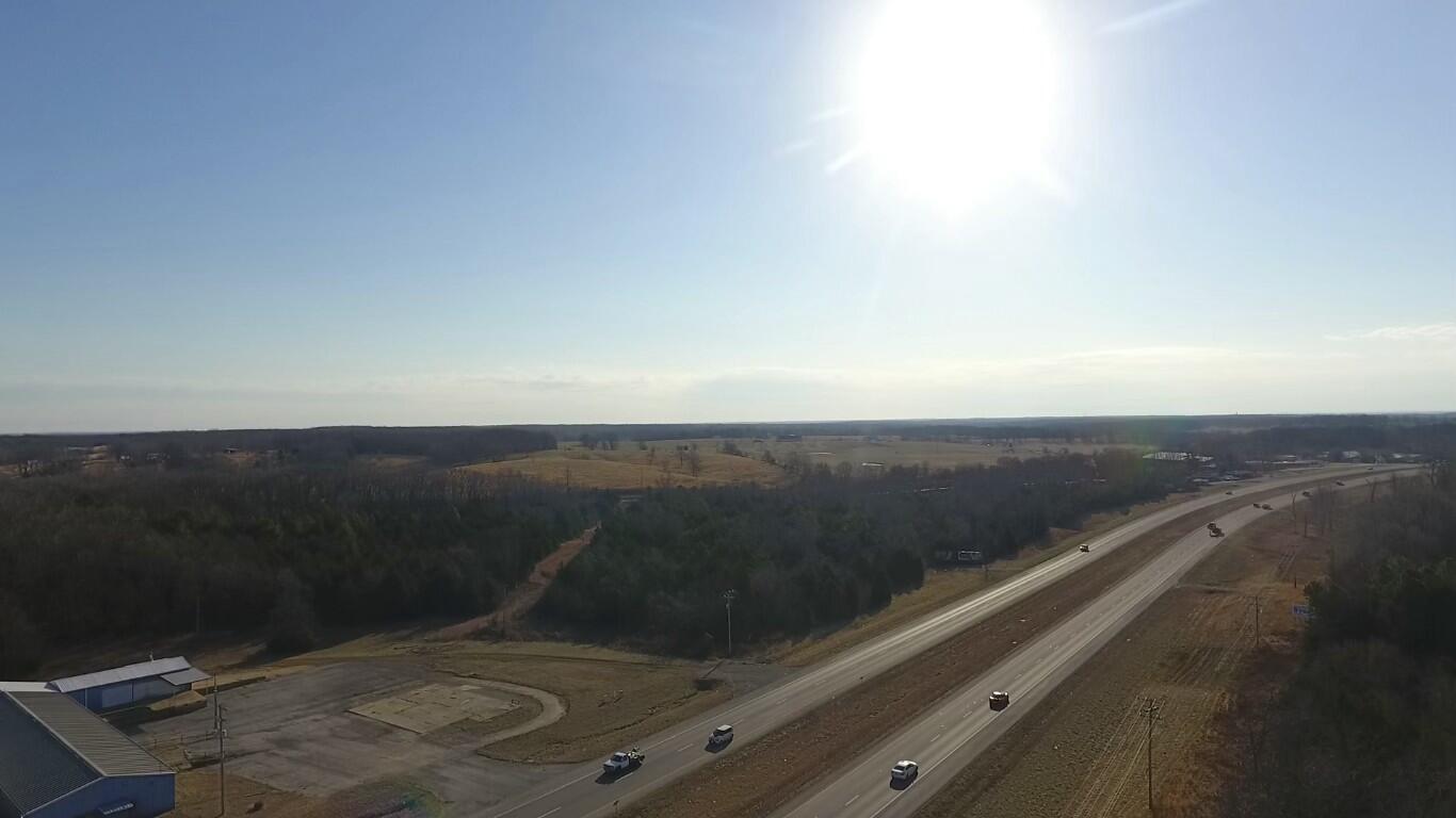 000 Us Highway 63 Property Photo 3
