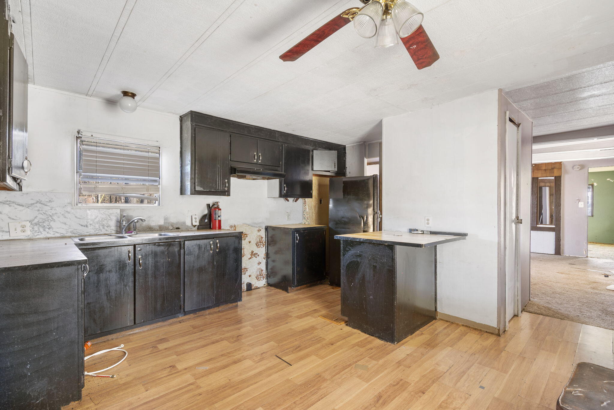 6034 Glenwood Drive Property Photo 6
