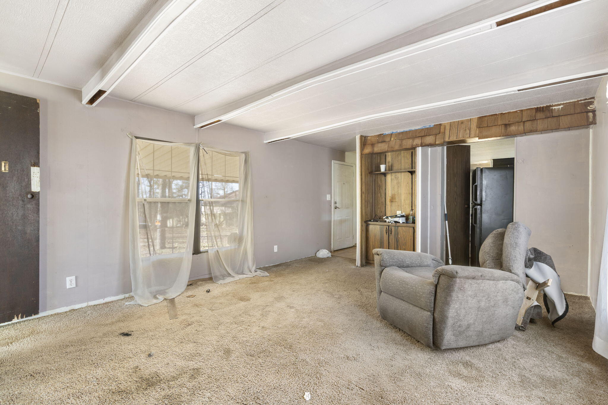 6034 Glenwood Drive Property Photo 7