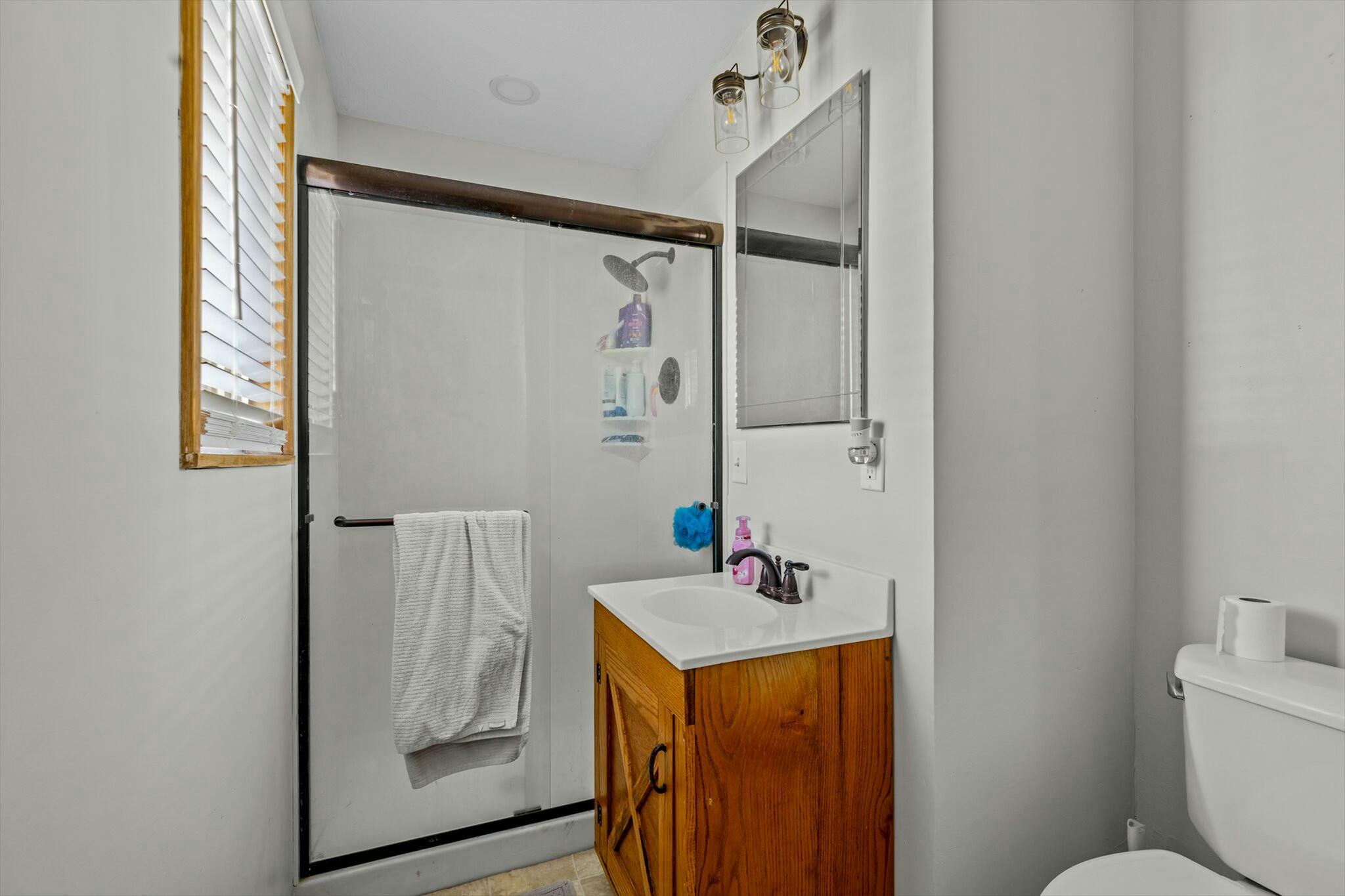 106 West College Street Property Photo 15