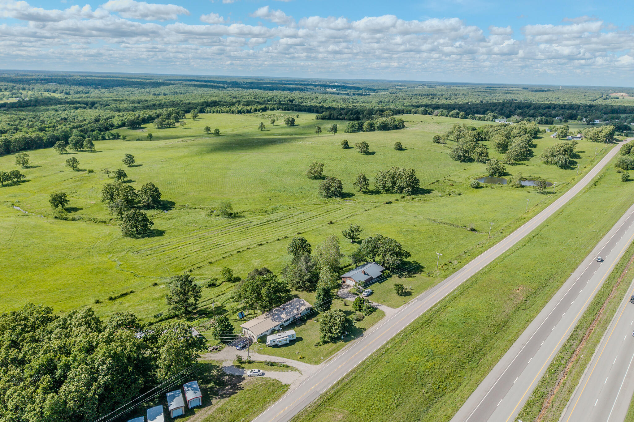 22781 Route 66 Property Photo 6