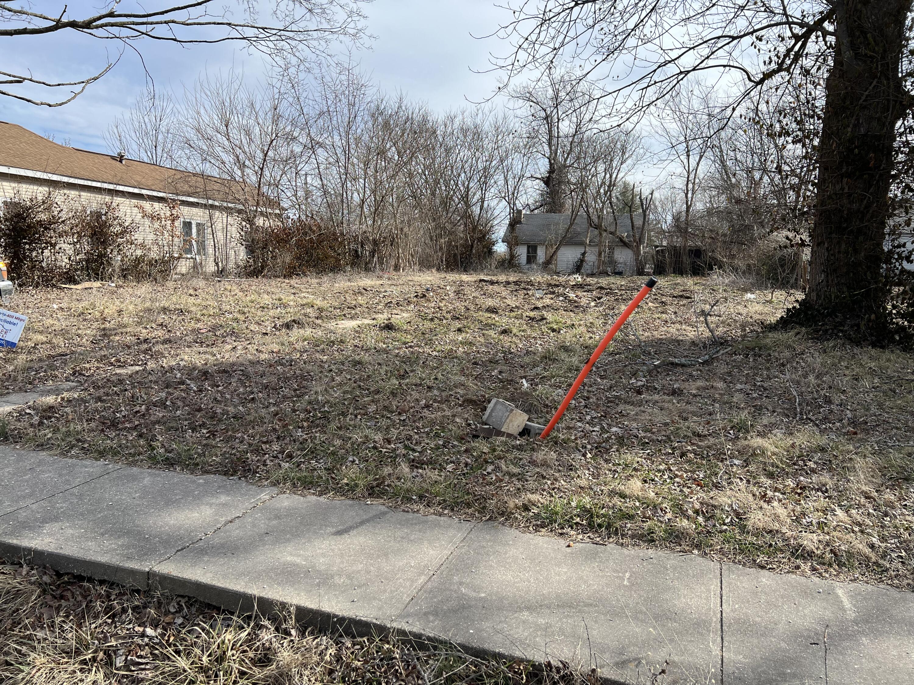 216 South Main Street Property Photo 3