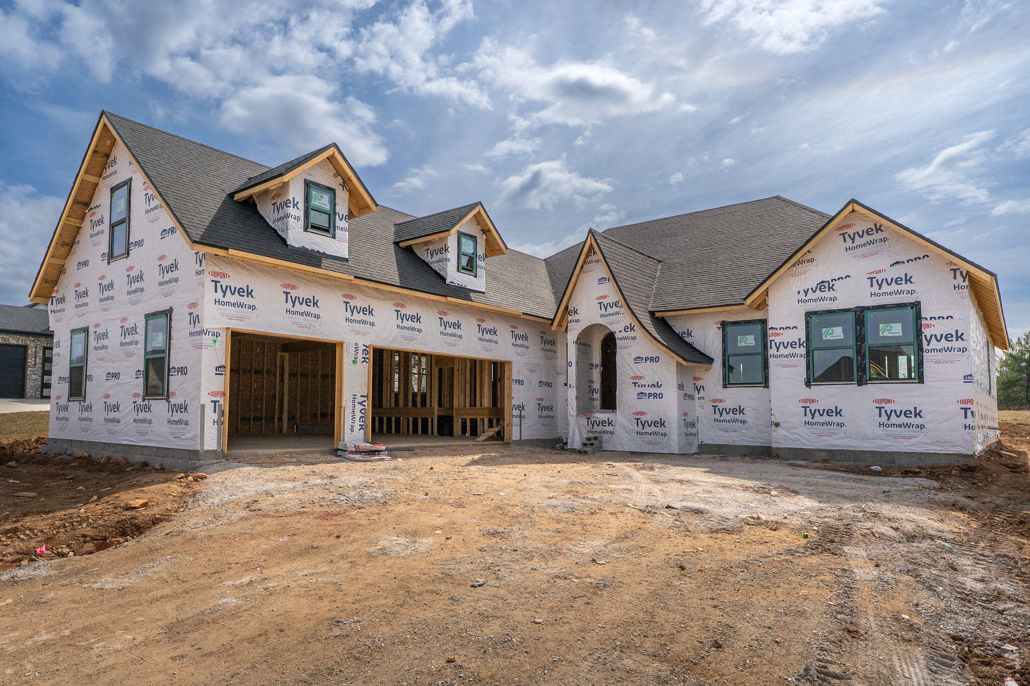 1822 East Cobblestone Drive Property Photo