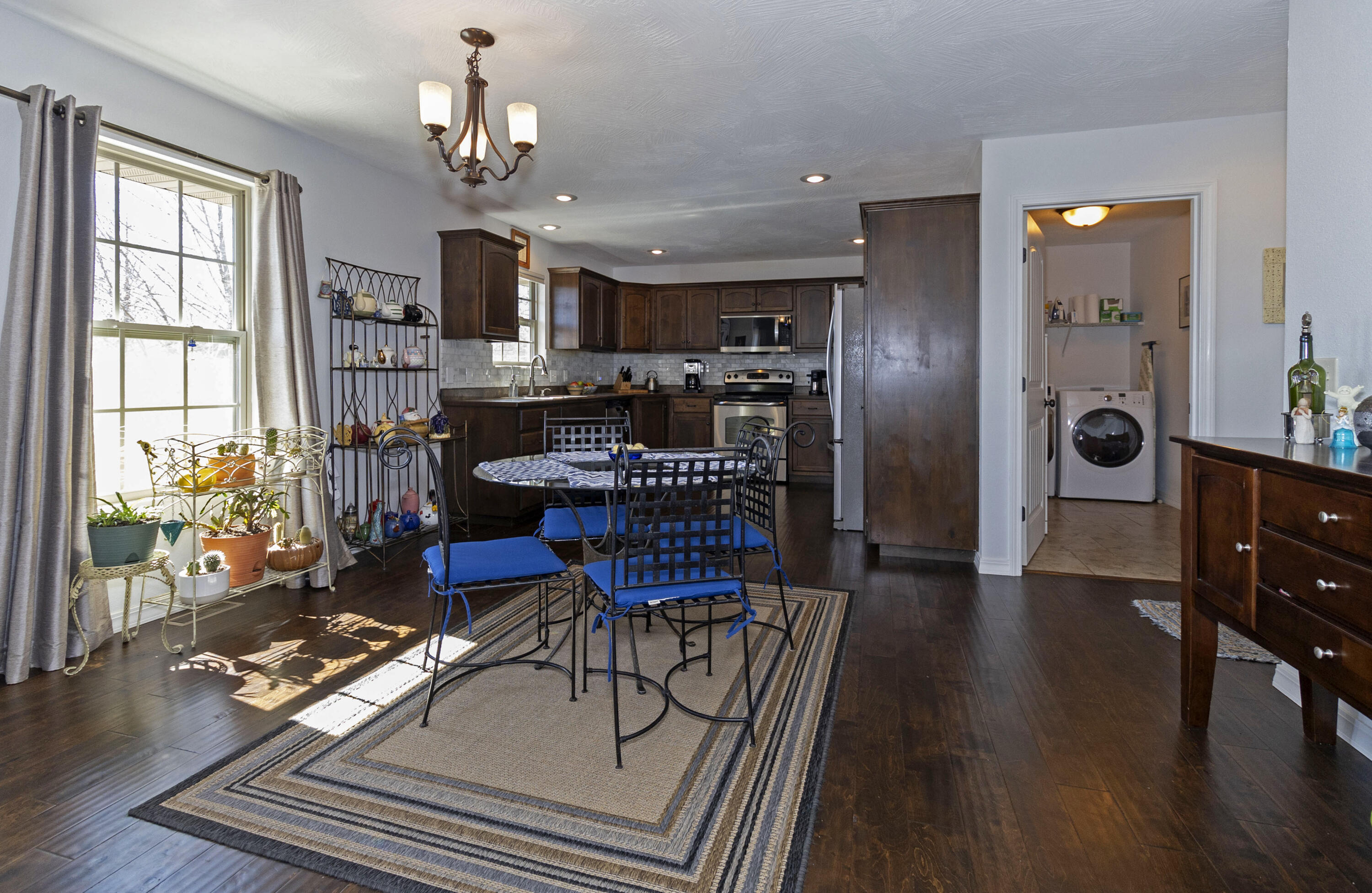 4900 West Skyler Drive Property Photo 7