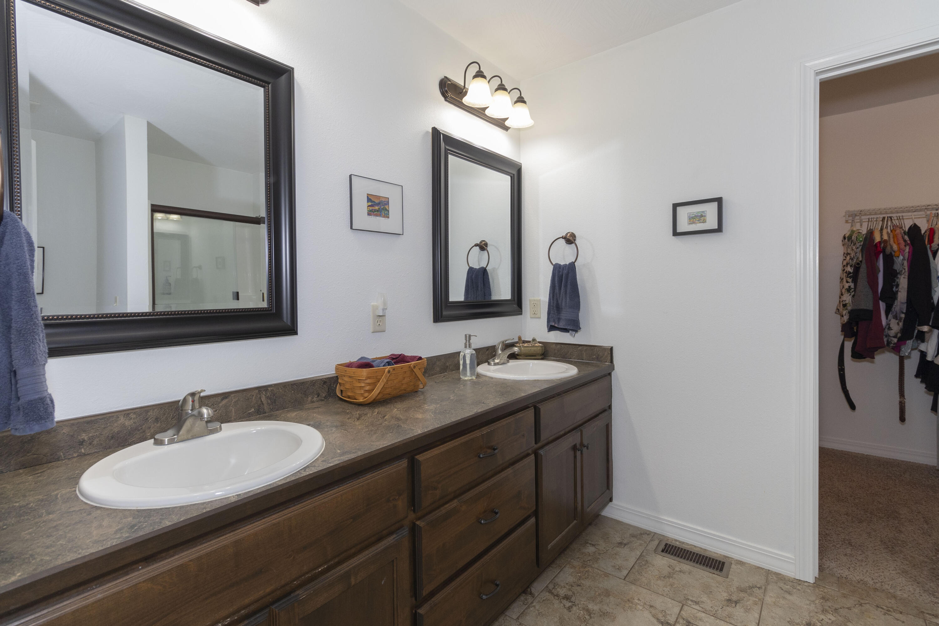 4900 West Skyler Drive Property Photo 18
