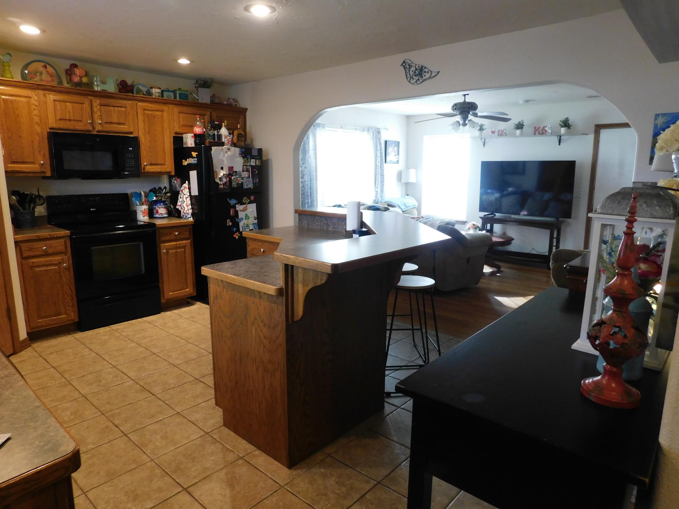 409 West Dunn Property Photo 4