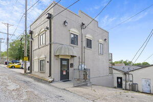 212 West Main Street Property Photo 2