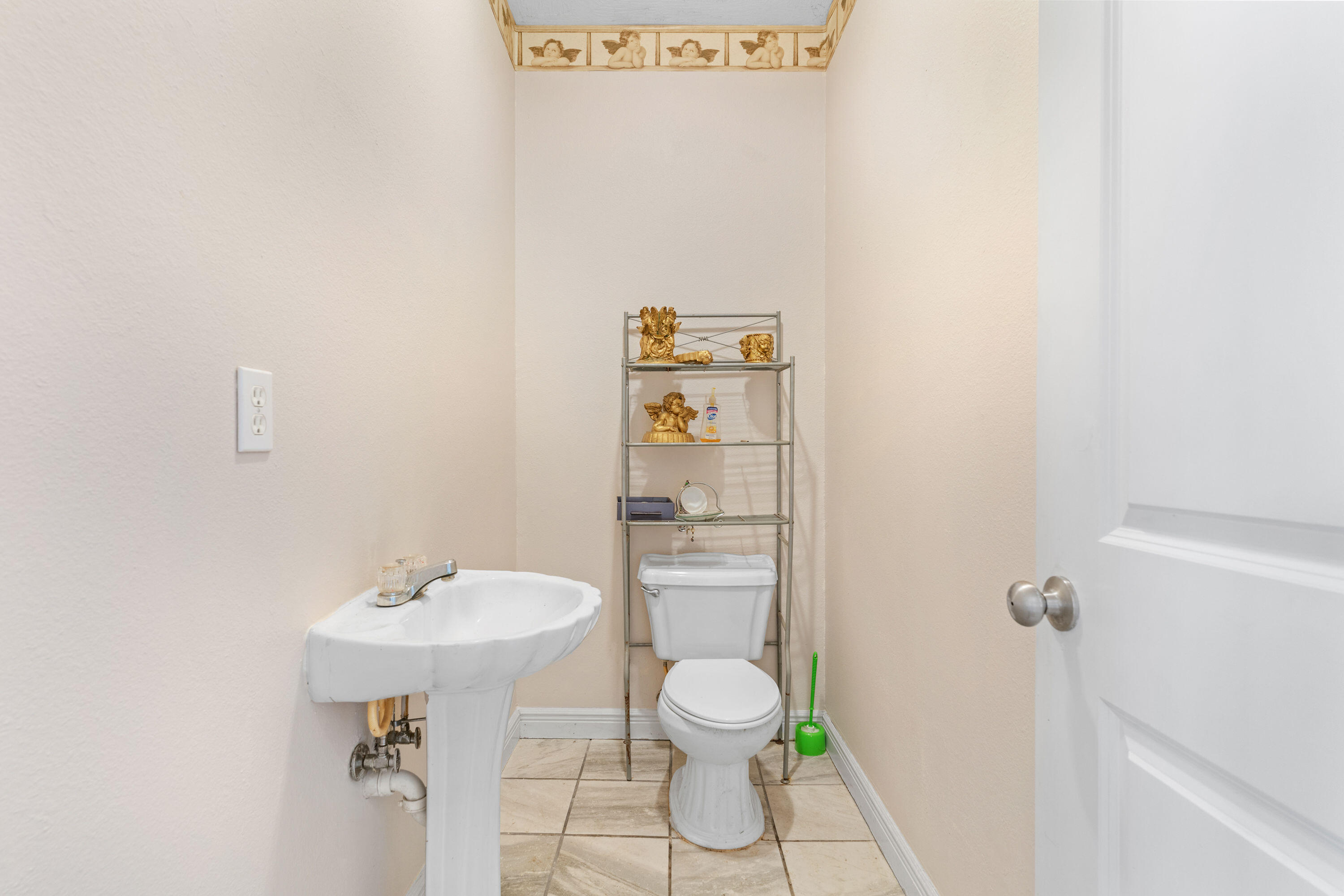 3542 West Farm Rd 60 Property Photo 12