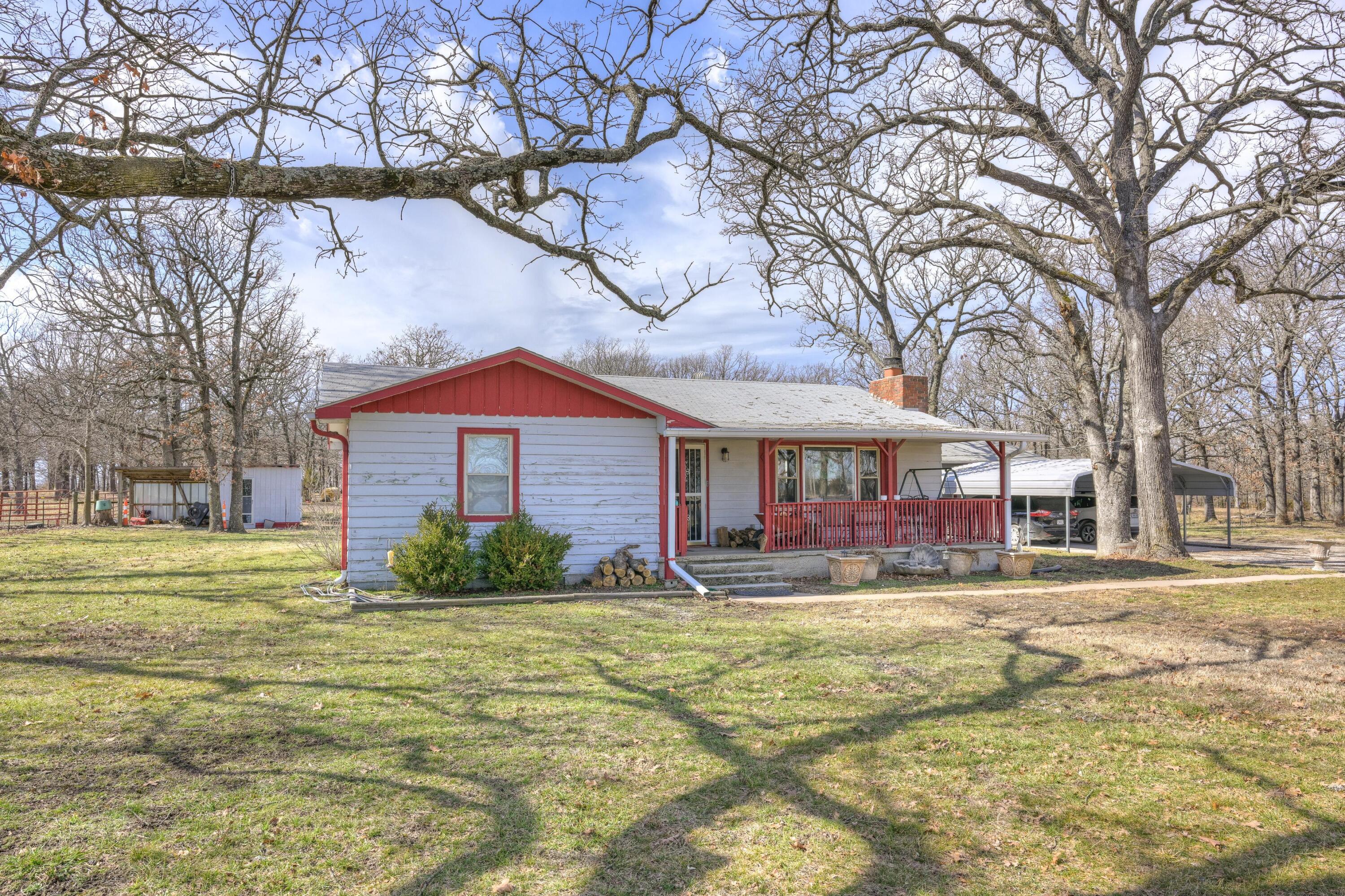 5460 Highway 43 Property Photo 3