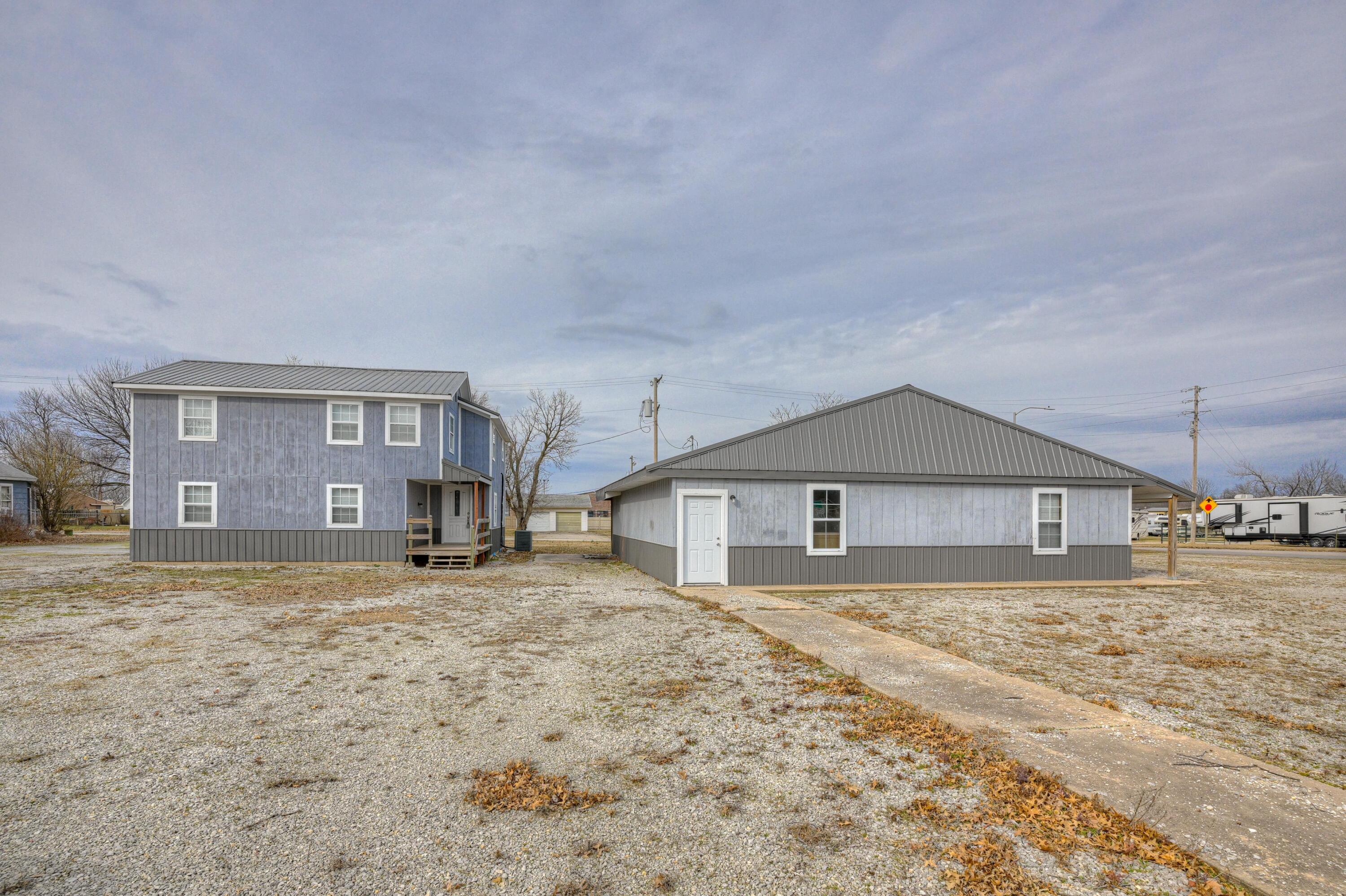 511 North East Property Photo