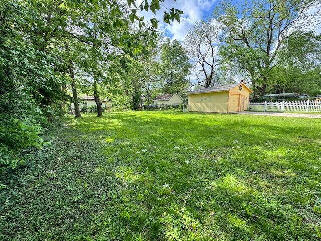 1875 North Main Avenue Property Photo 5
