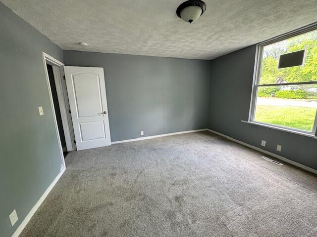 1875 North Main Avenue Property Photo 11