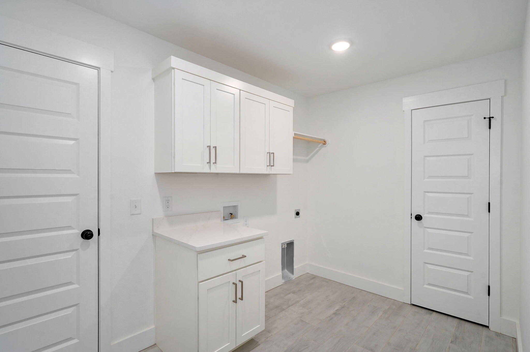 5208 South April Court Property Photo 12