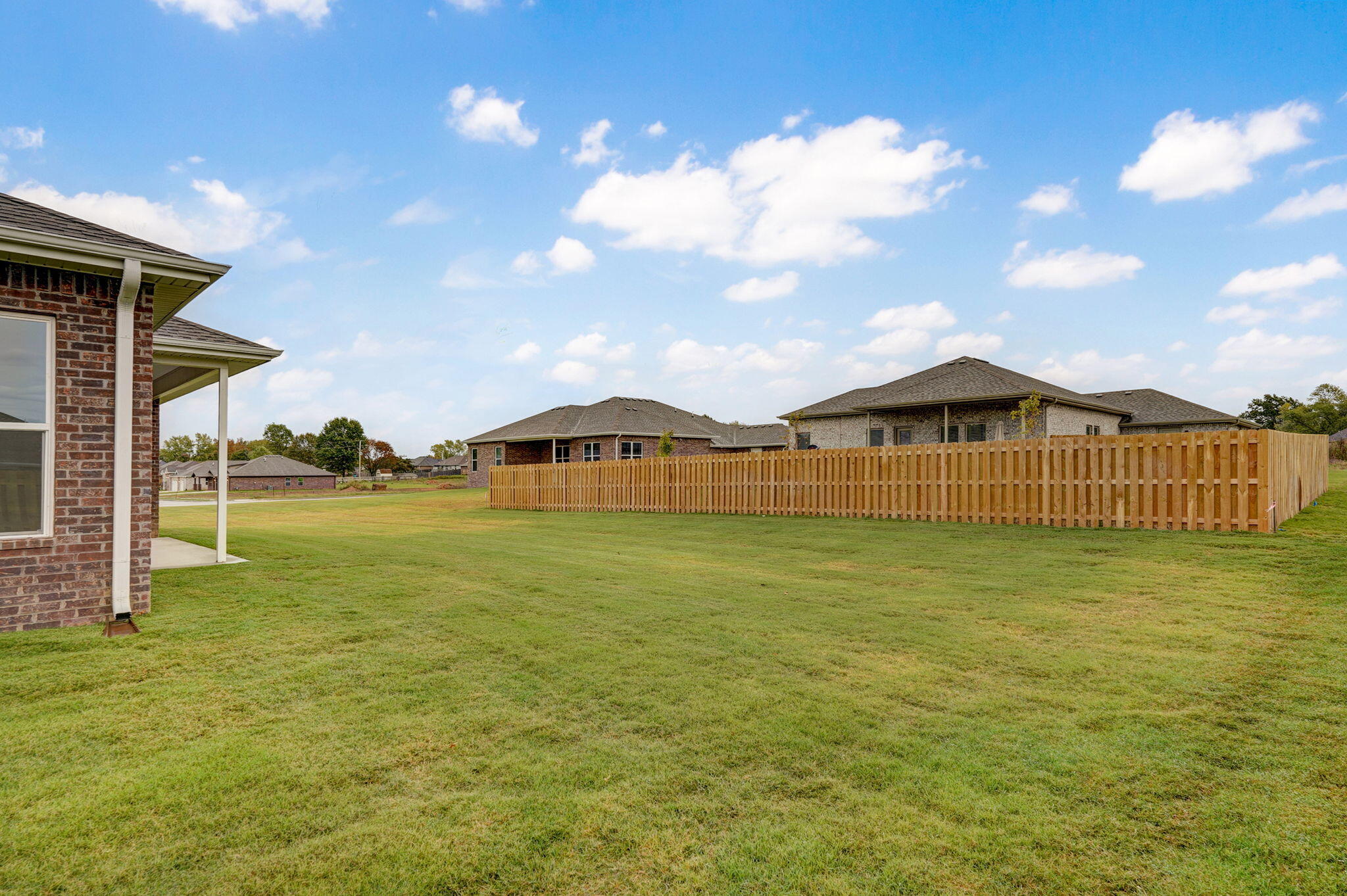 5208 South April Court Property Photo 25