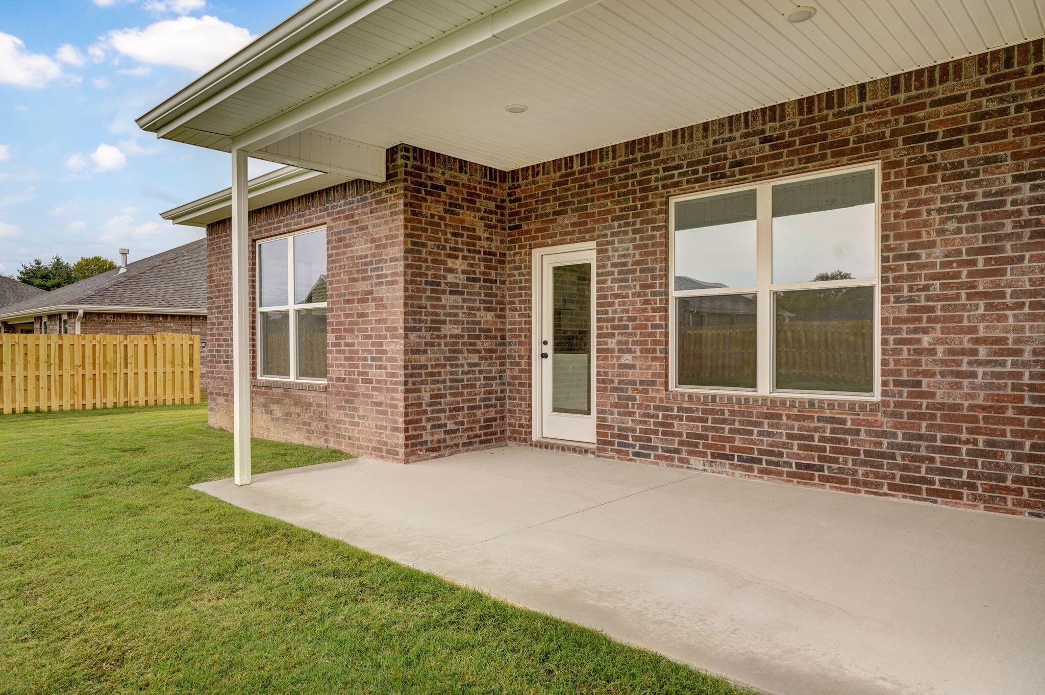 5208 South April Court Property Photo 31