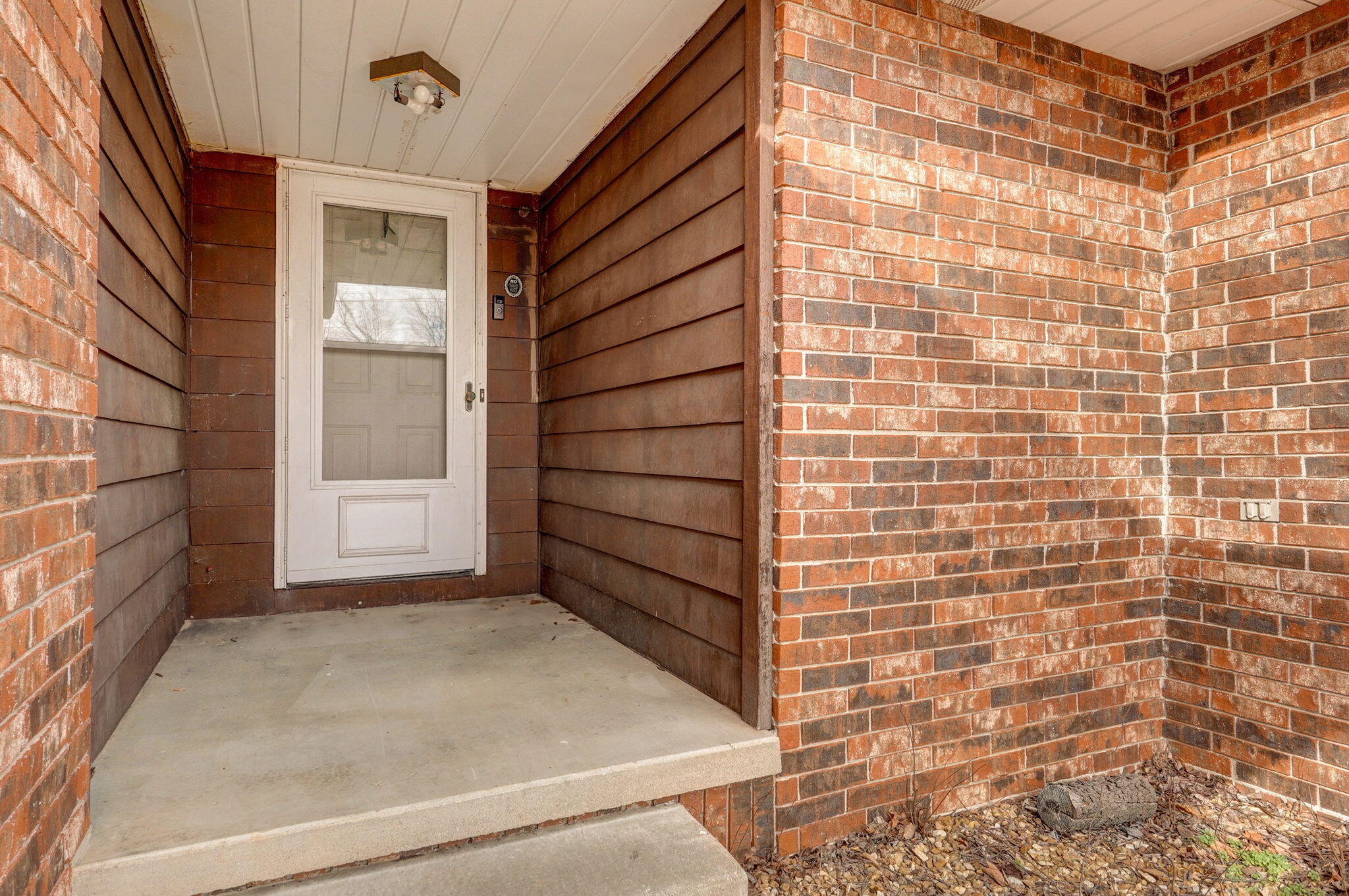 2355 East Harrison Street Property Photo 4