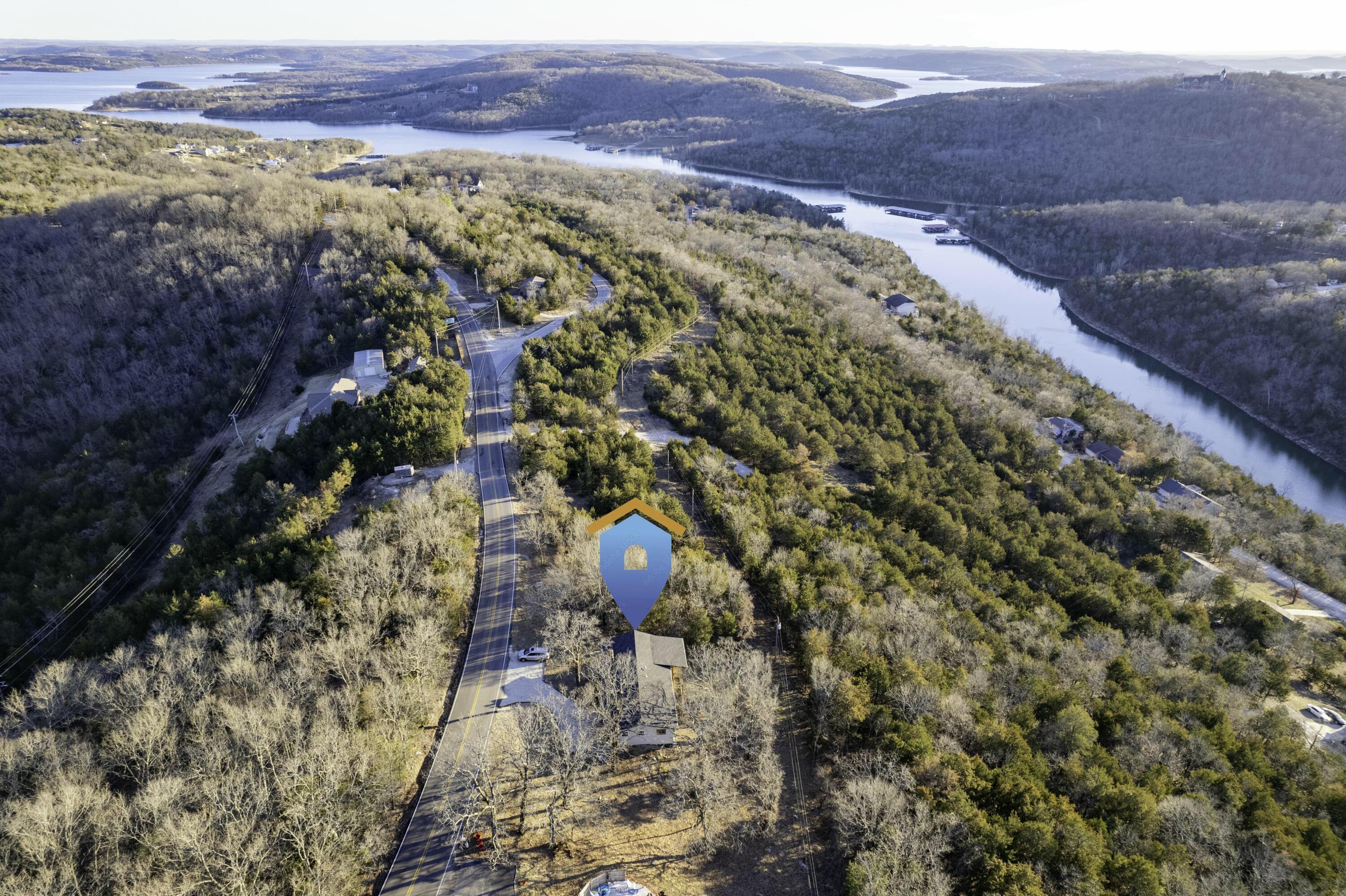 2735 Talking Rocks Road Property Photo 3