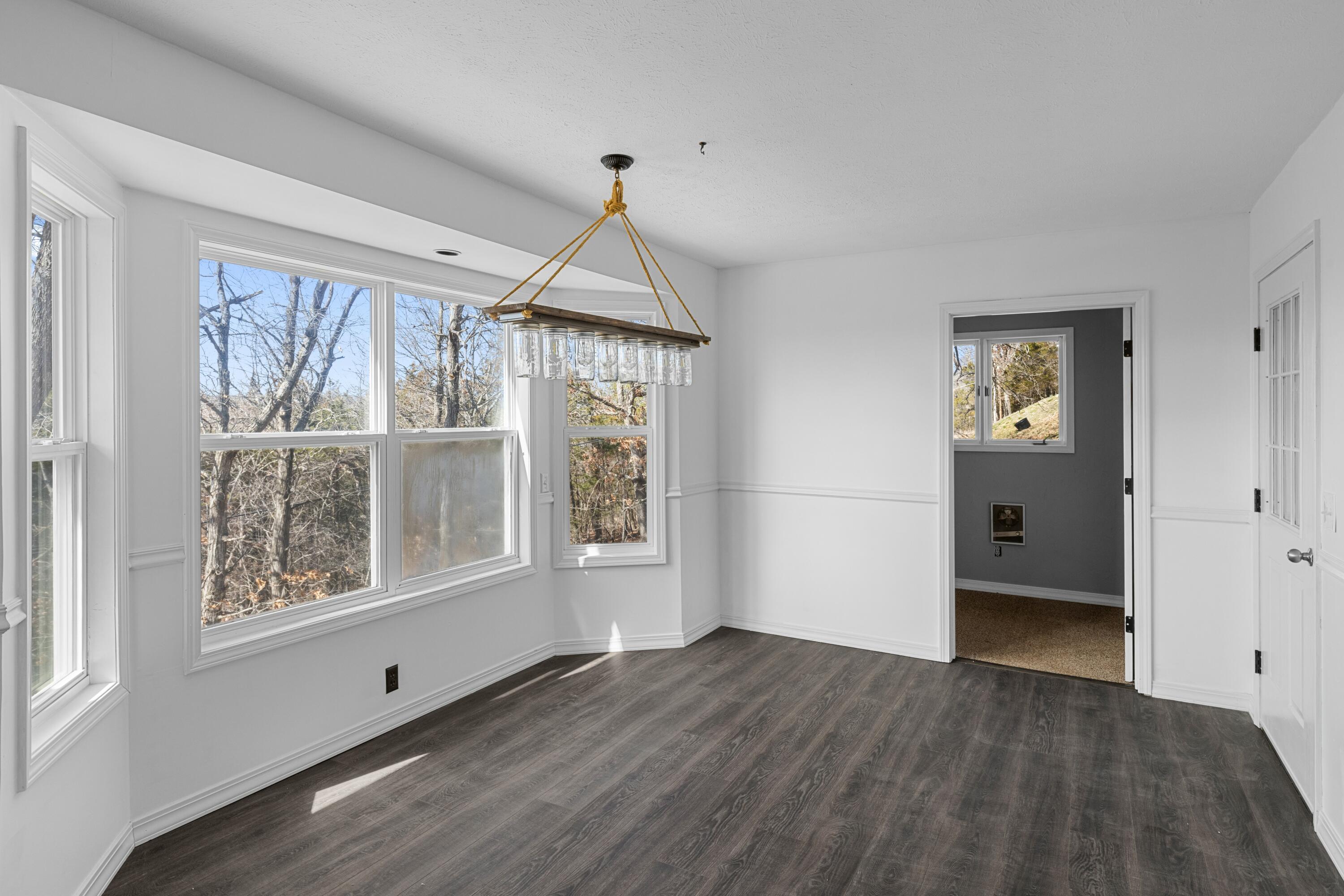 2735 Talking Rocks Road Property Photo 13