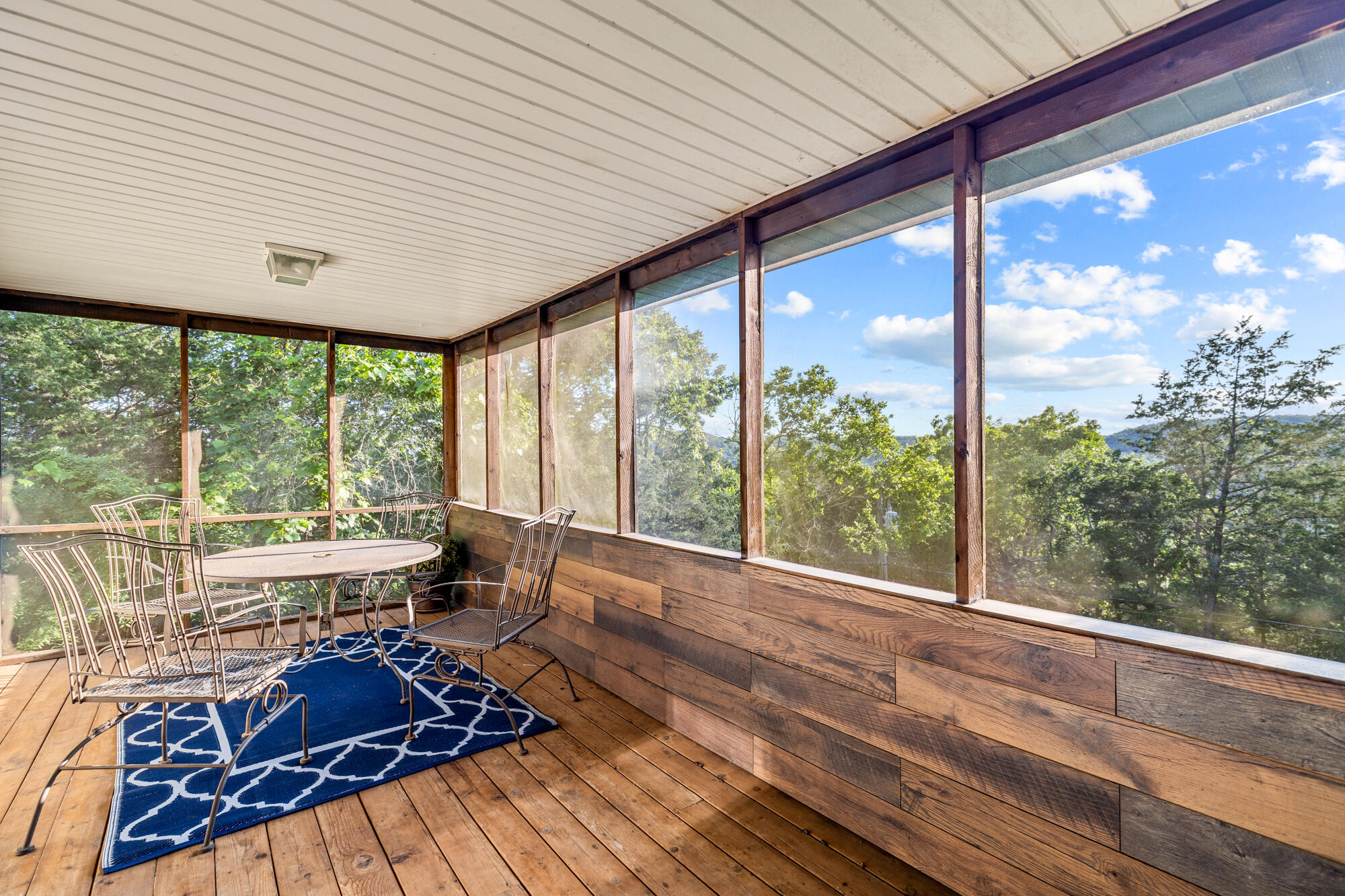 2735 Talking Rocks Road Property Photo 17