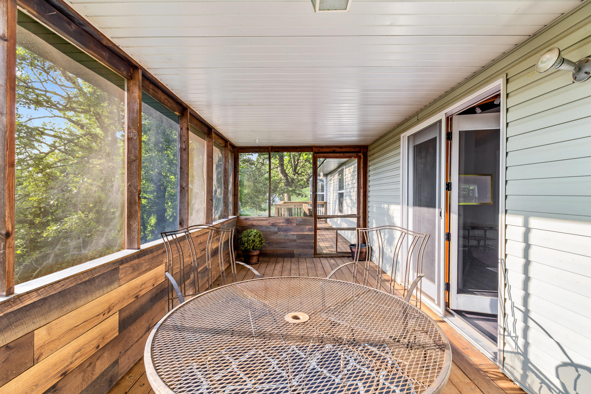 2735 Talking Rocks Road Property Photo 18