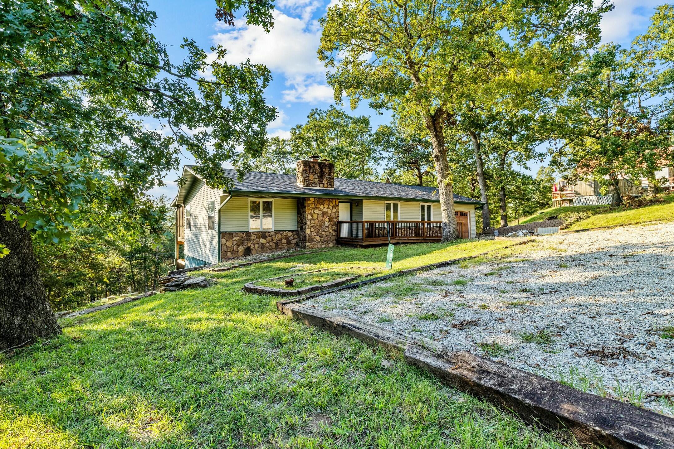 2735 Talking Rocks Road Property Photo 35