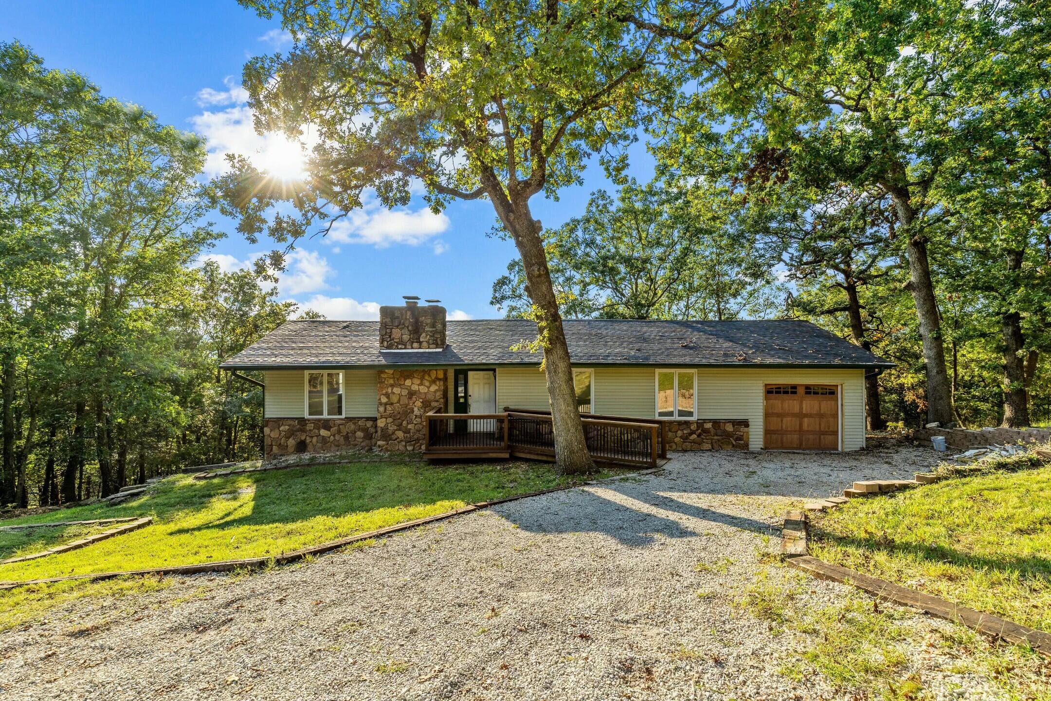 2735 Talking Rocks Road Property Photo 36