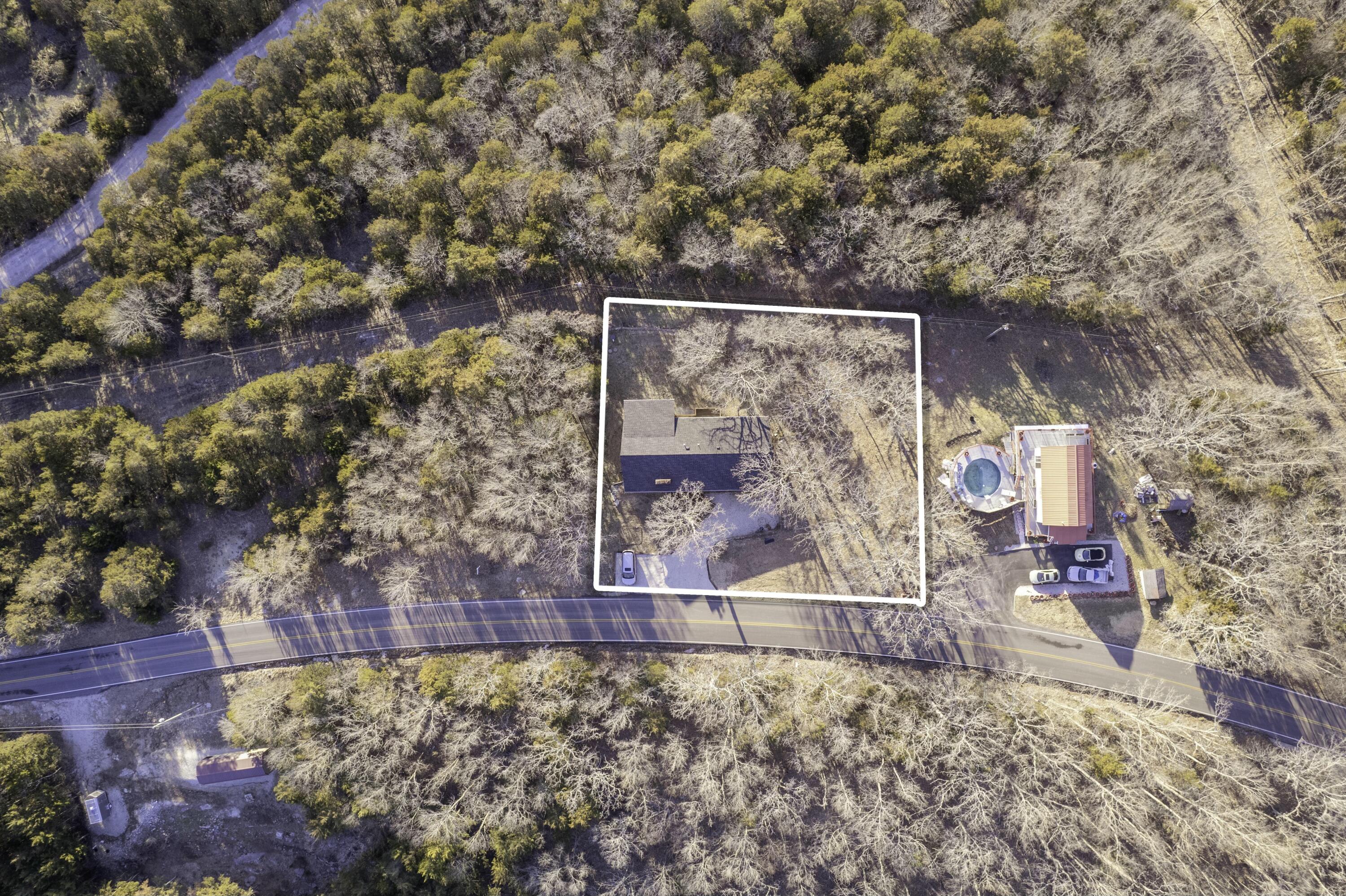 2735 Talking Rocks Road Property Photo 41