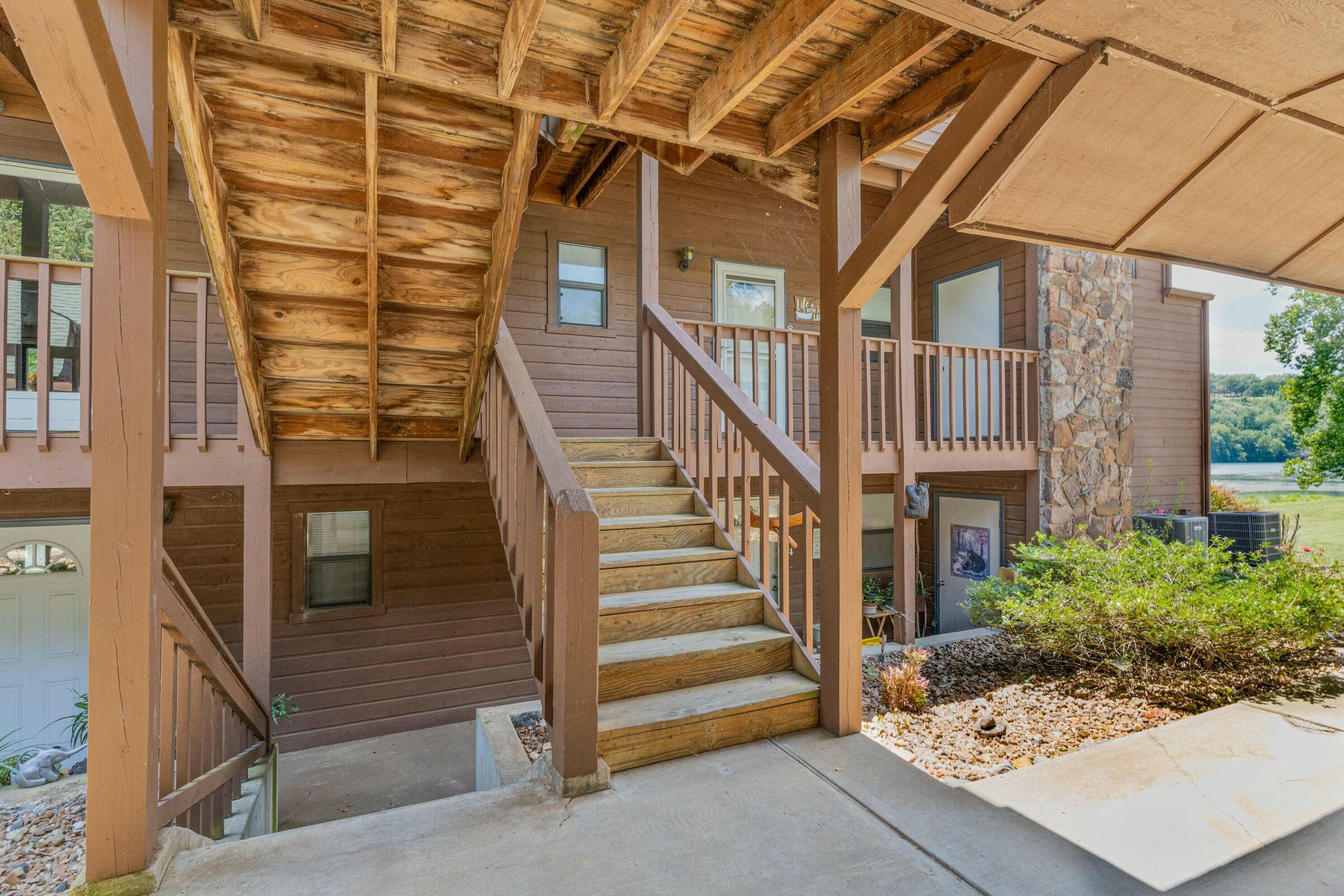 2229 Mountain Grove Road Property Photo 4