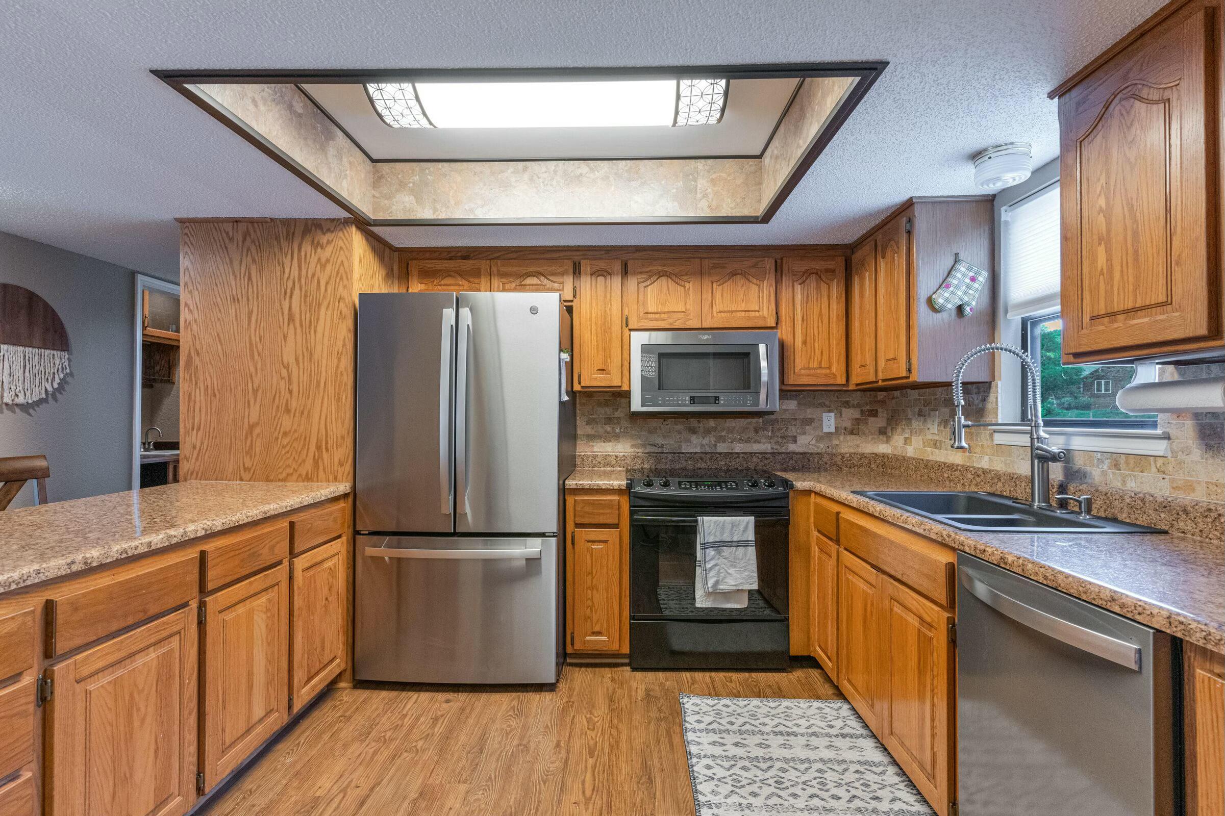 2229 Mountain Grove Road Property Photo 9