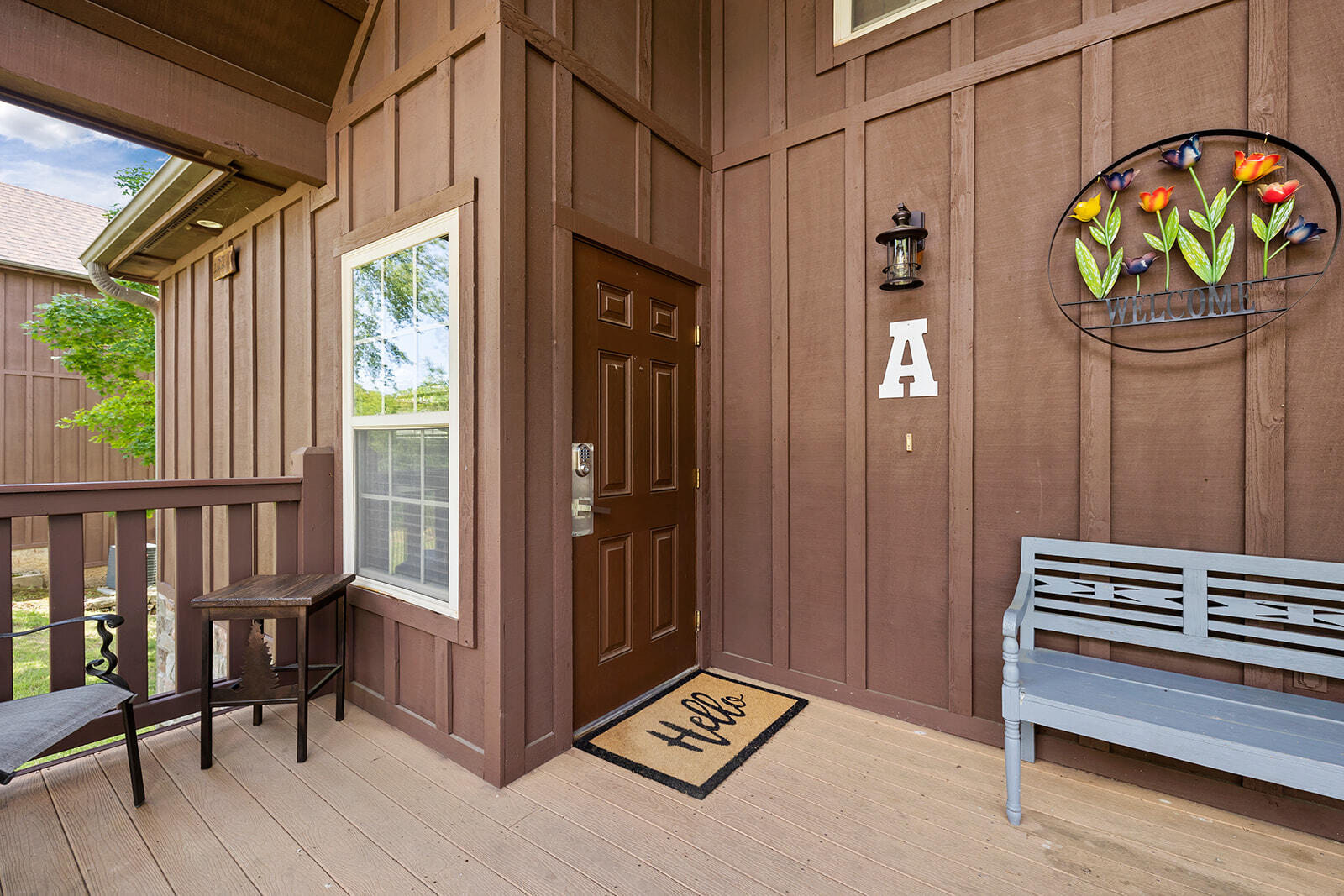 105 Poolside Way Property Photo 4