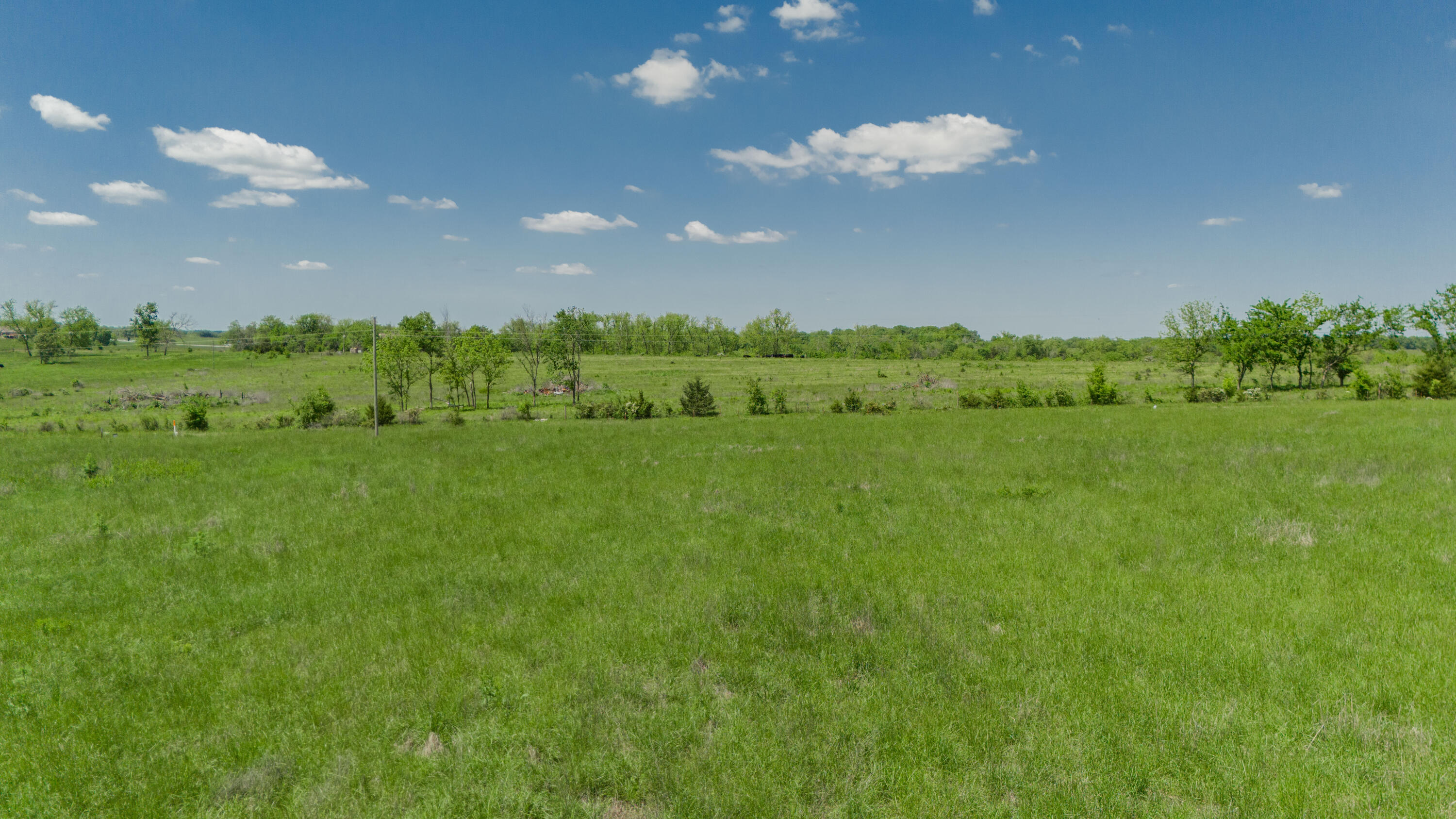 001 East 1400 Road Property Photo 10