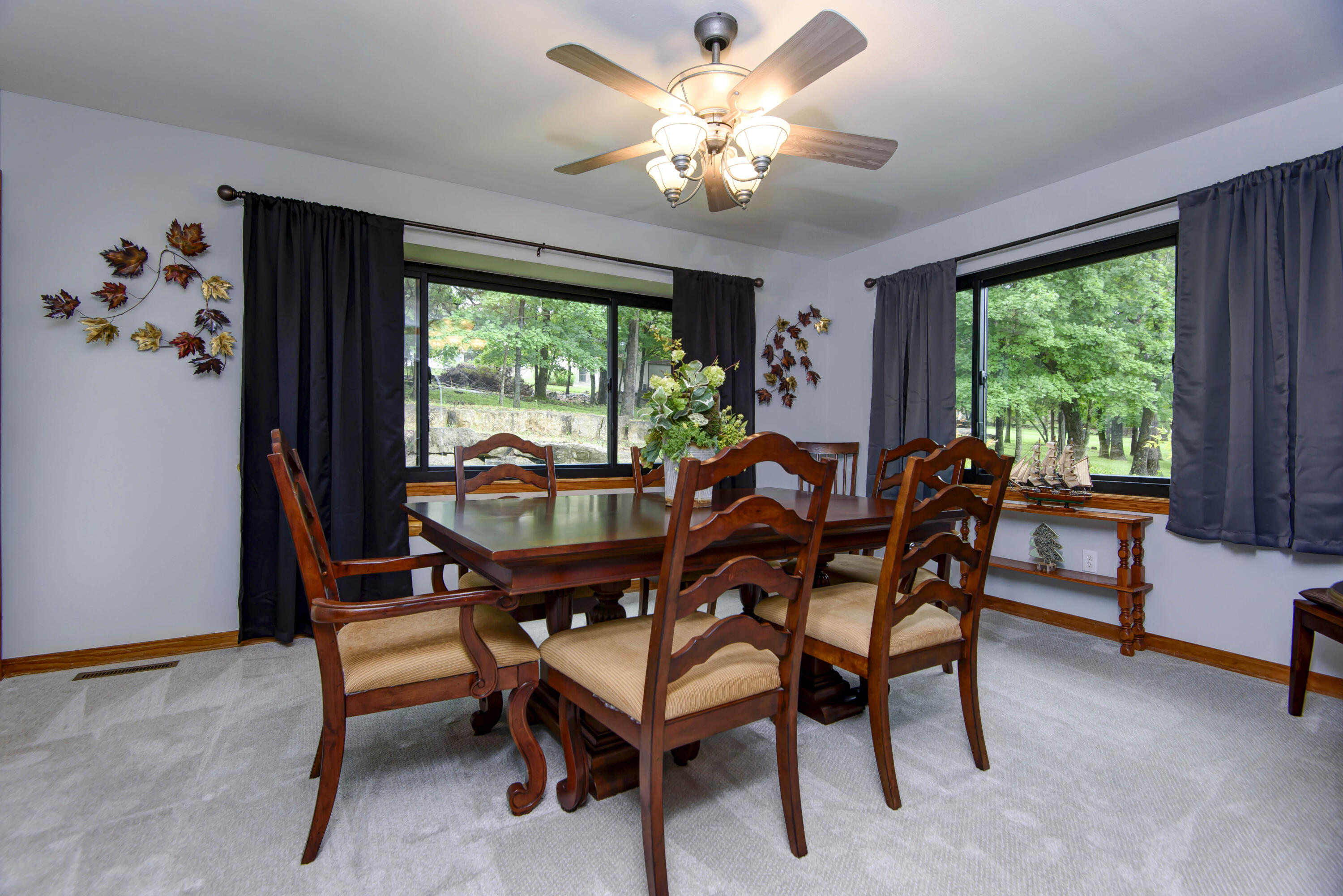 245 Wildflower Road Property Photo 5