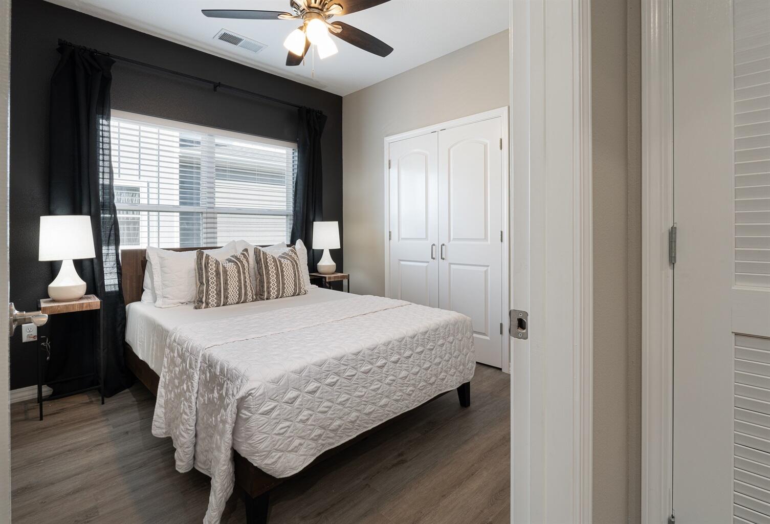 3110 South Vineyards Terrace Property Photo 30