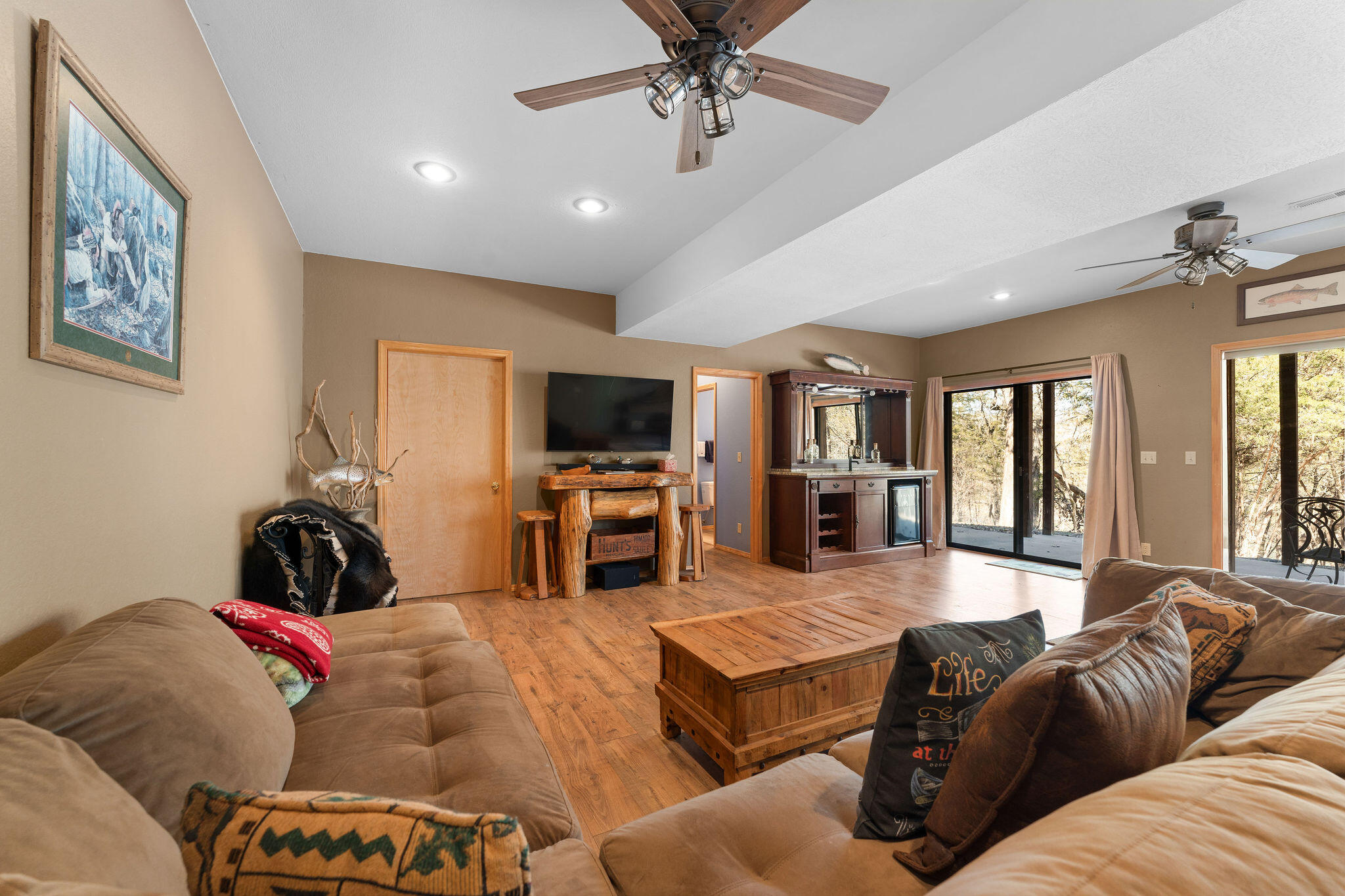 22584 Air Park Drive Property Photo 37