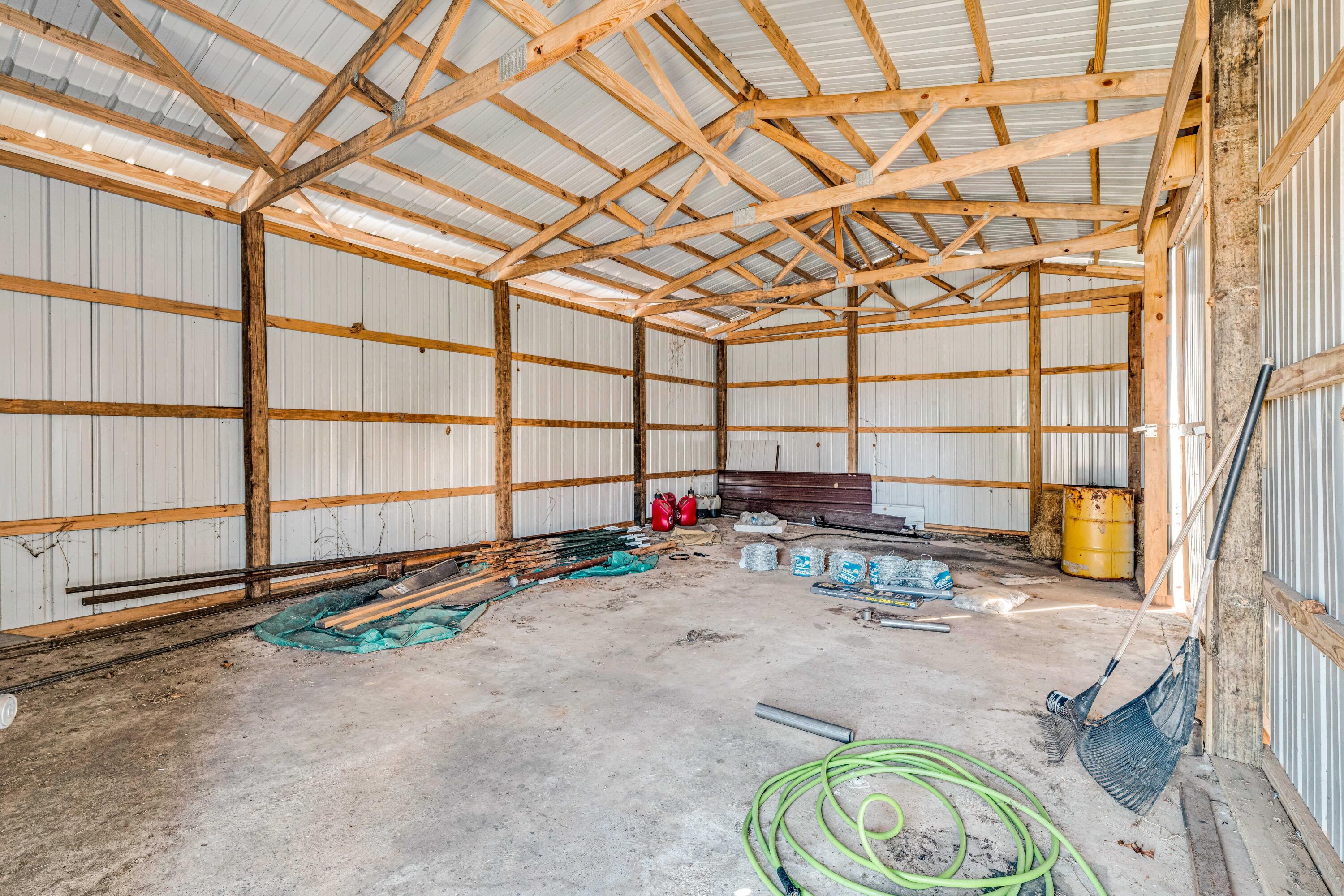 3503 County Road 7640 Property Photo 33