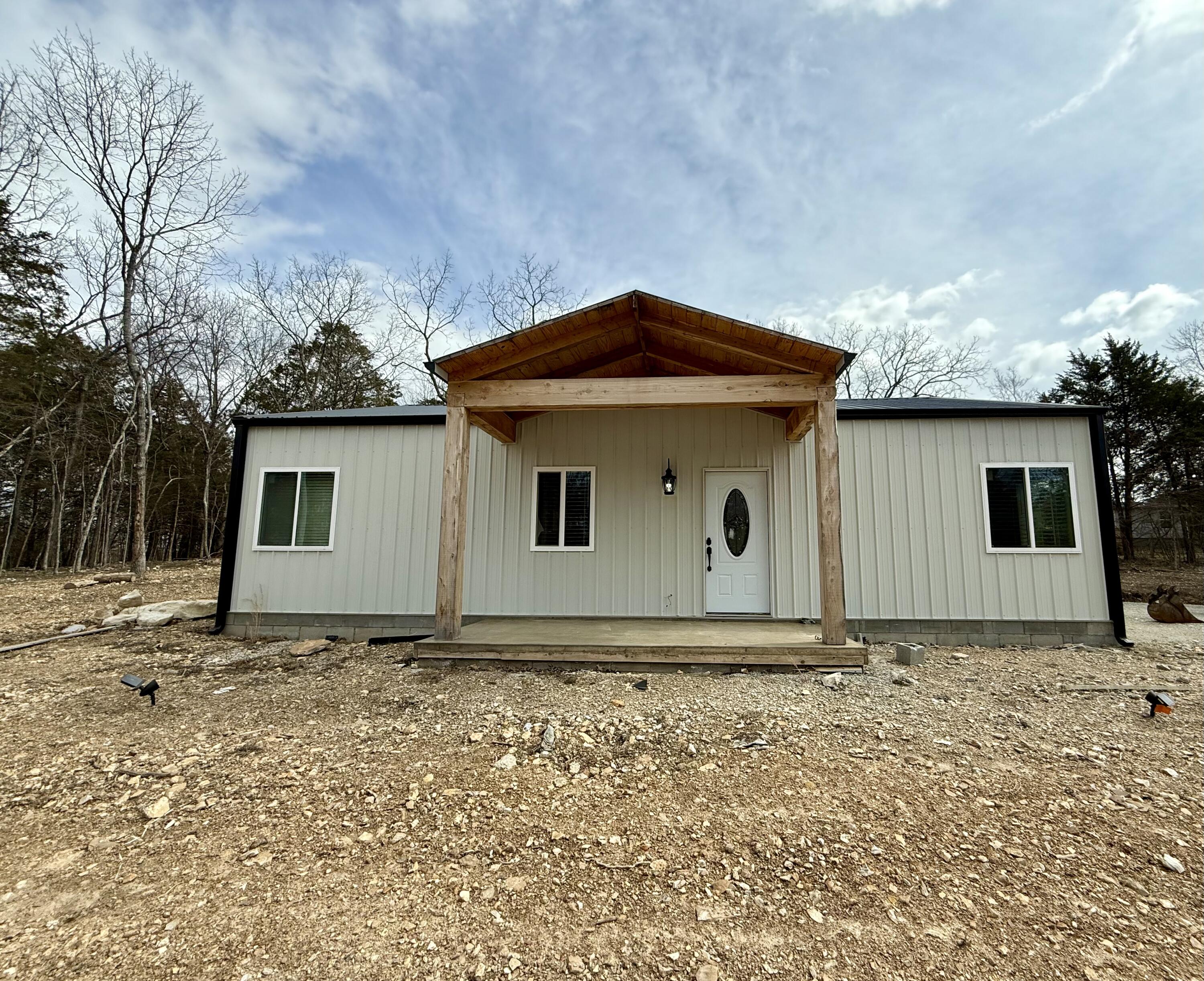 290 Mockingbird Lane Property Photo