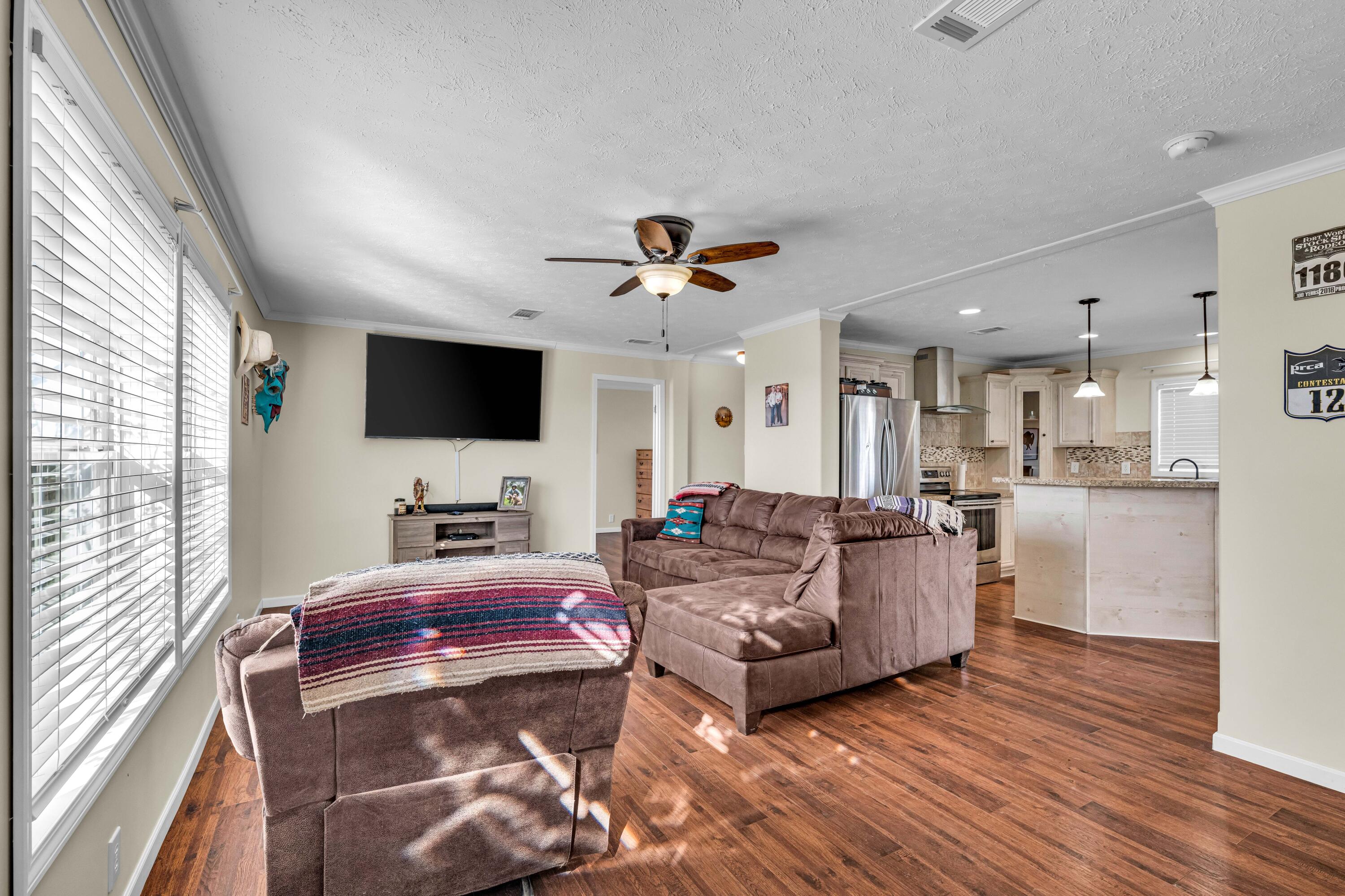 3503 Co Rd 7640 Property Photo 4
