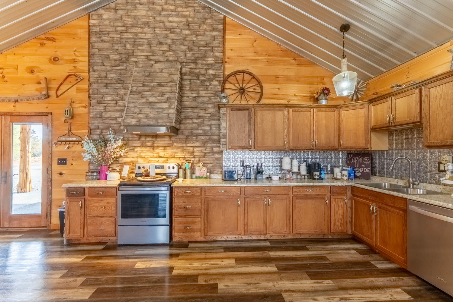 80 Serenity Court Property Photo 14