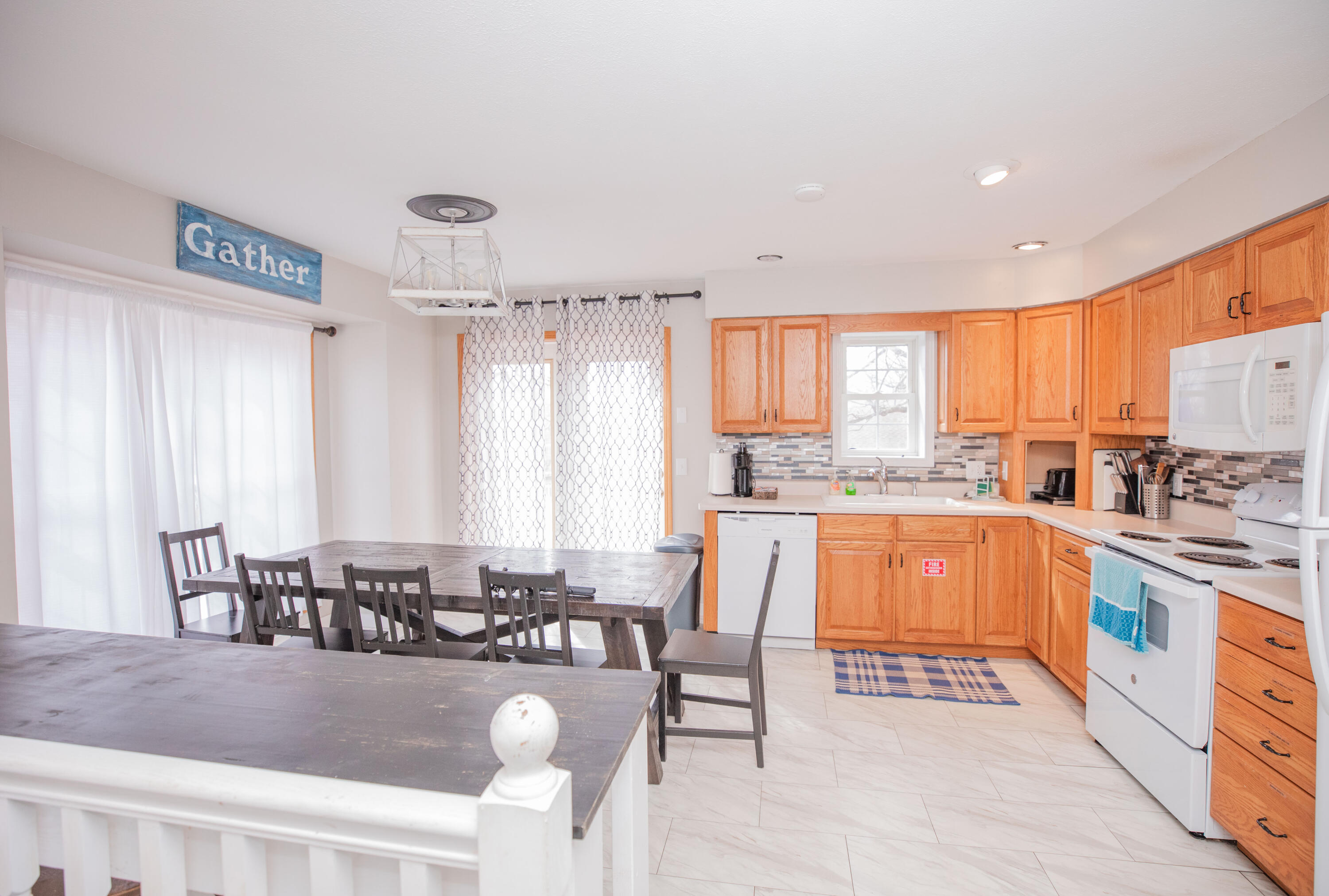 18220 South 1511 Road Property Photo 12