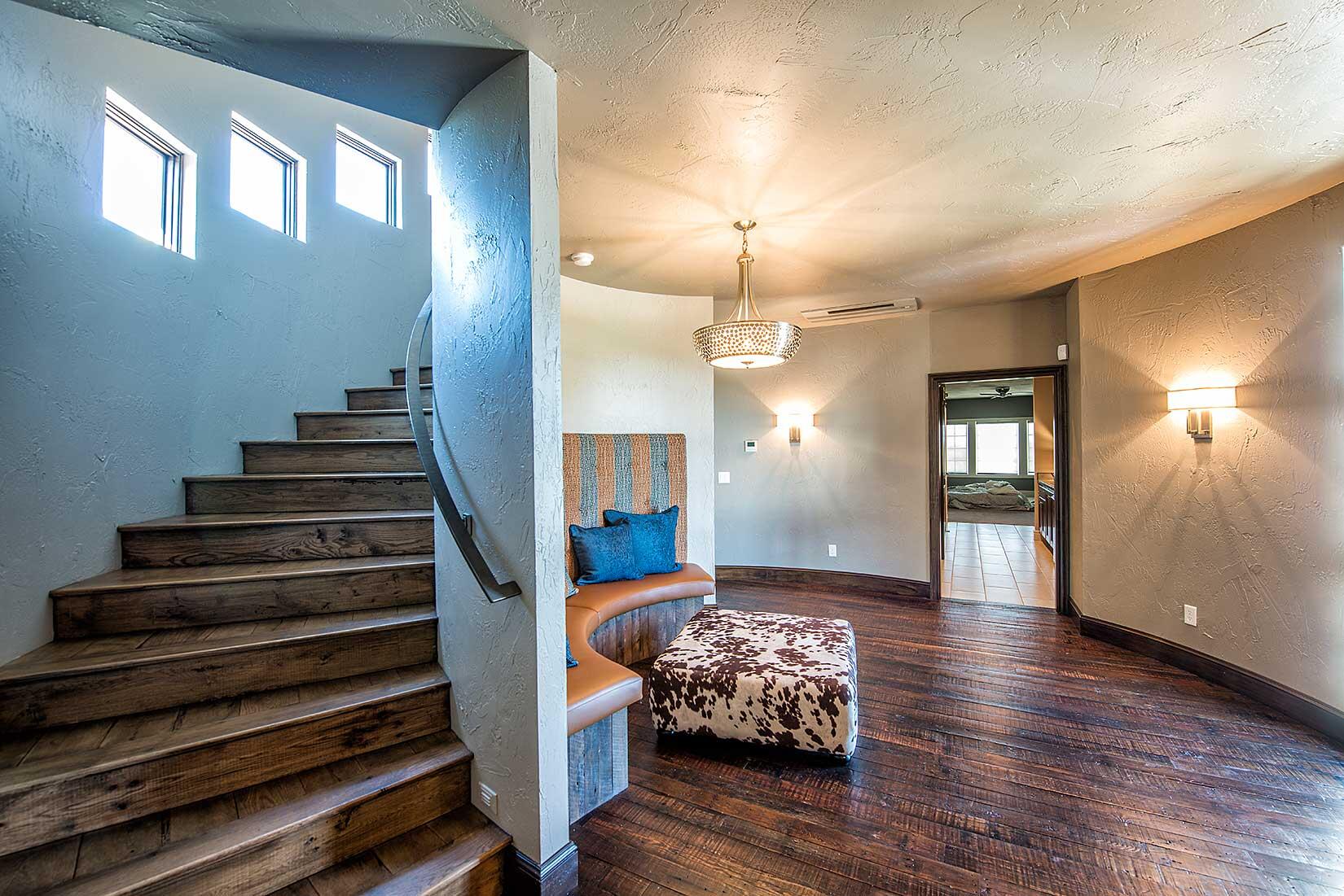1202 South 6th Avenue Property Photo 53