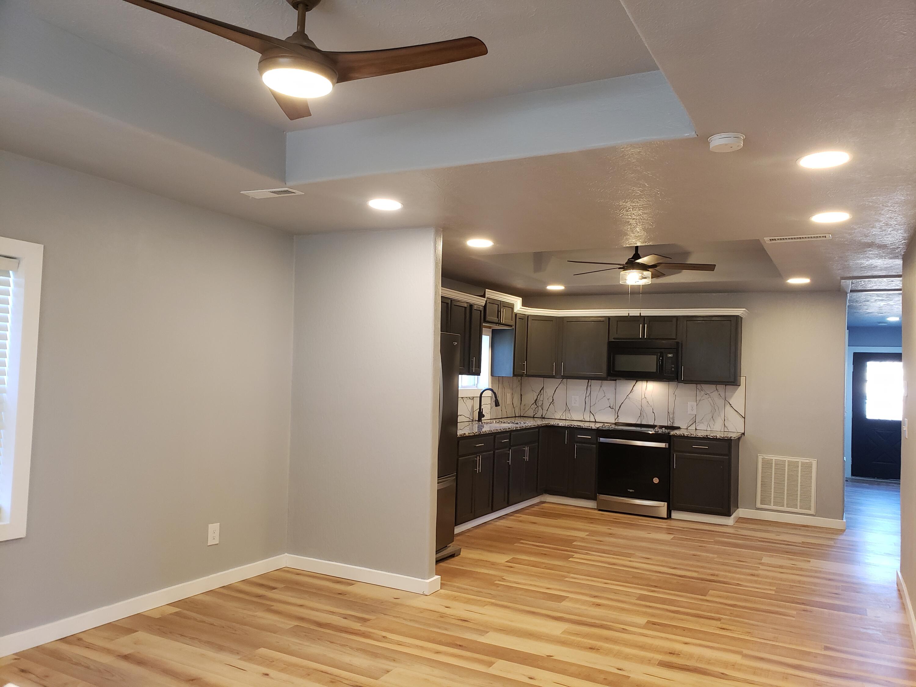 109 North Maple Street Property Photo 8