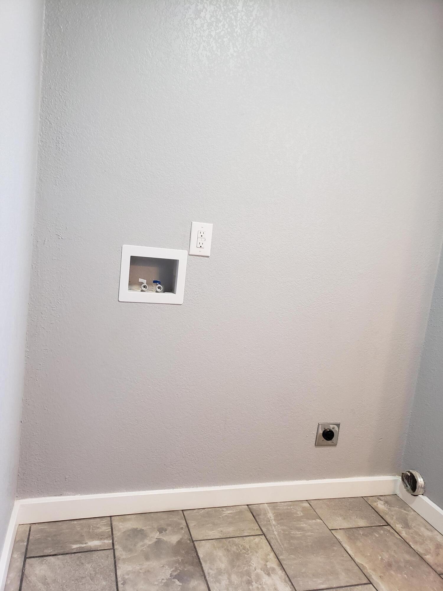109 North Maple Street Property Photo 18