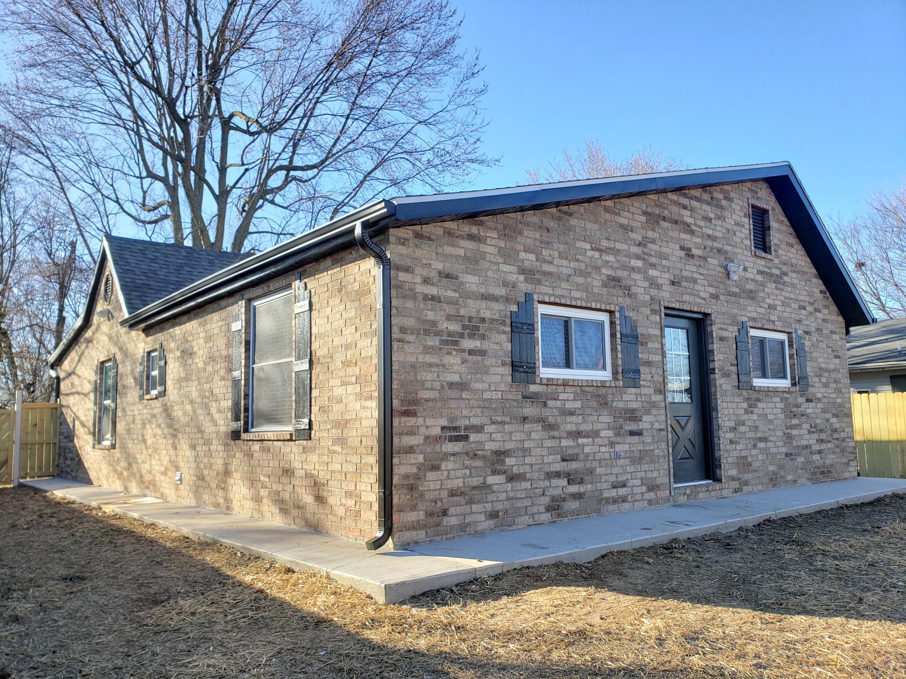 109 North Maple Street Property Photo 24