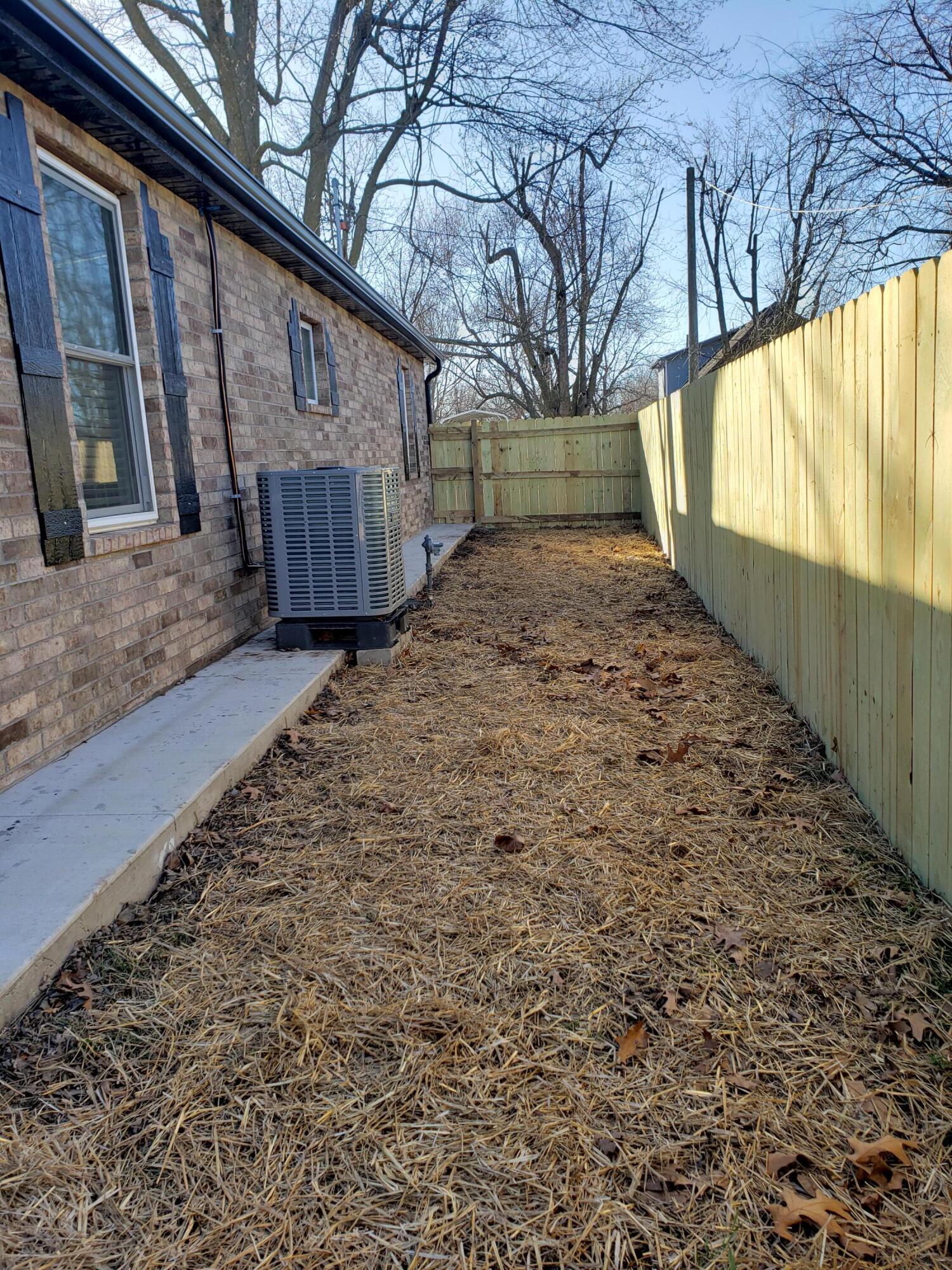 109 North Maple Street Property Photo 27