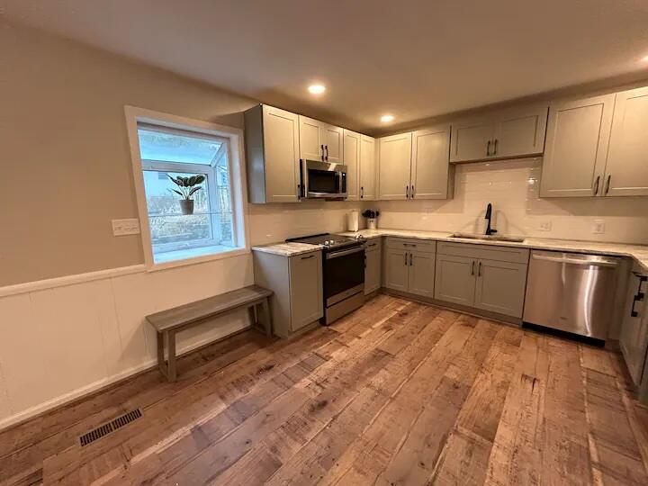 320 West Hubble Drive Property Photo 9